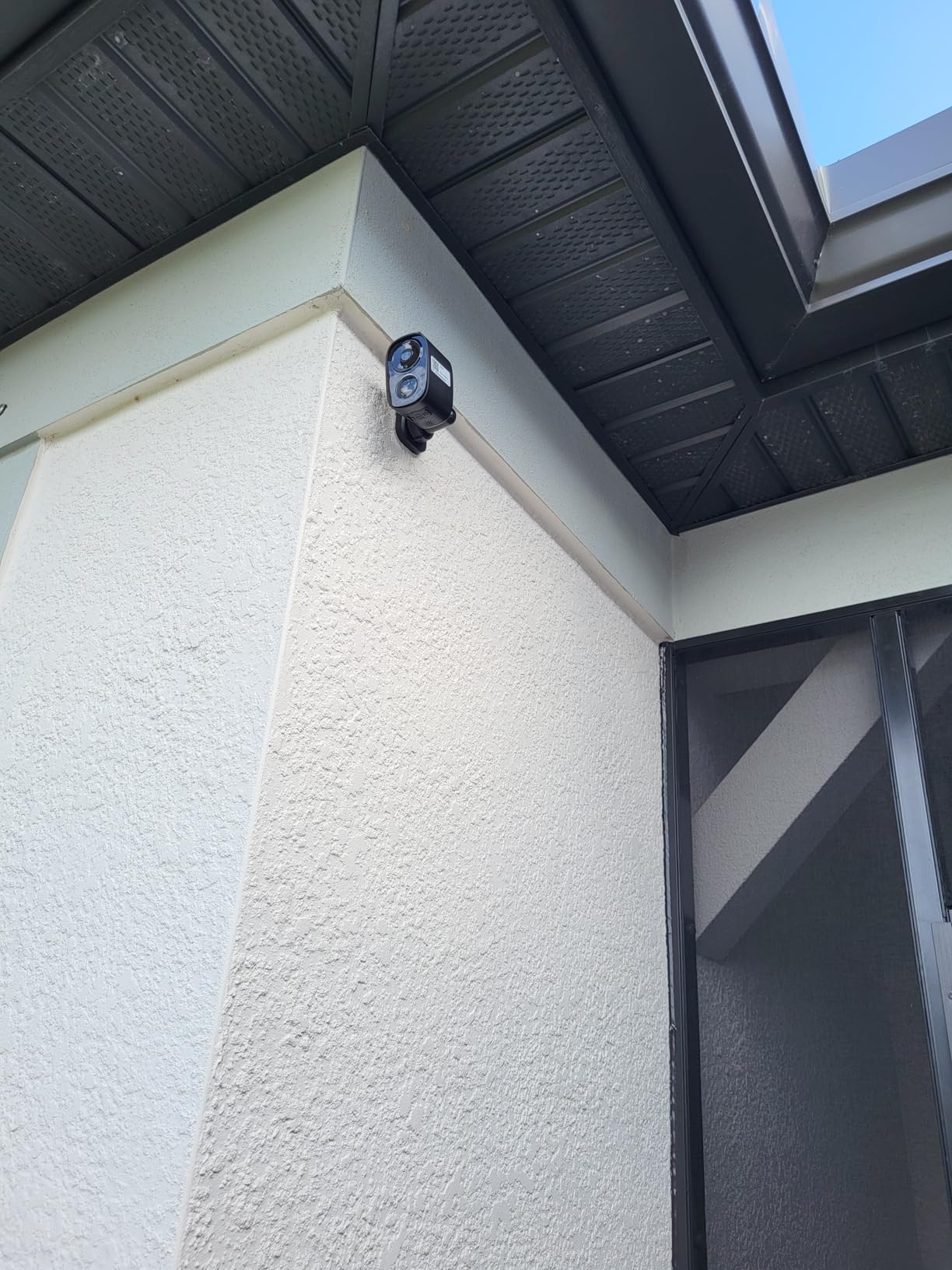 2026 Enhanced 2K UHD Security Cameras Wireless Outdoor – Free Cloud & SD Storage, Dual-Band WiFi 2.4G/5G, Full-Color Night Vision, 6-Month Battery, Motion Alerts, IP66 Weatherproof, 2-Way Talk customer photo 1