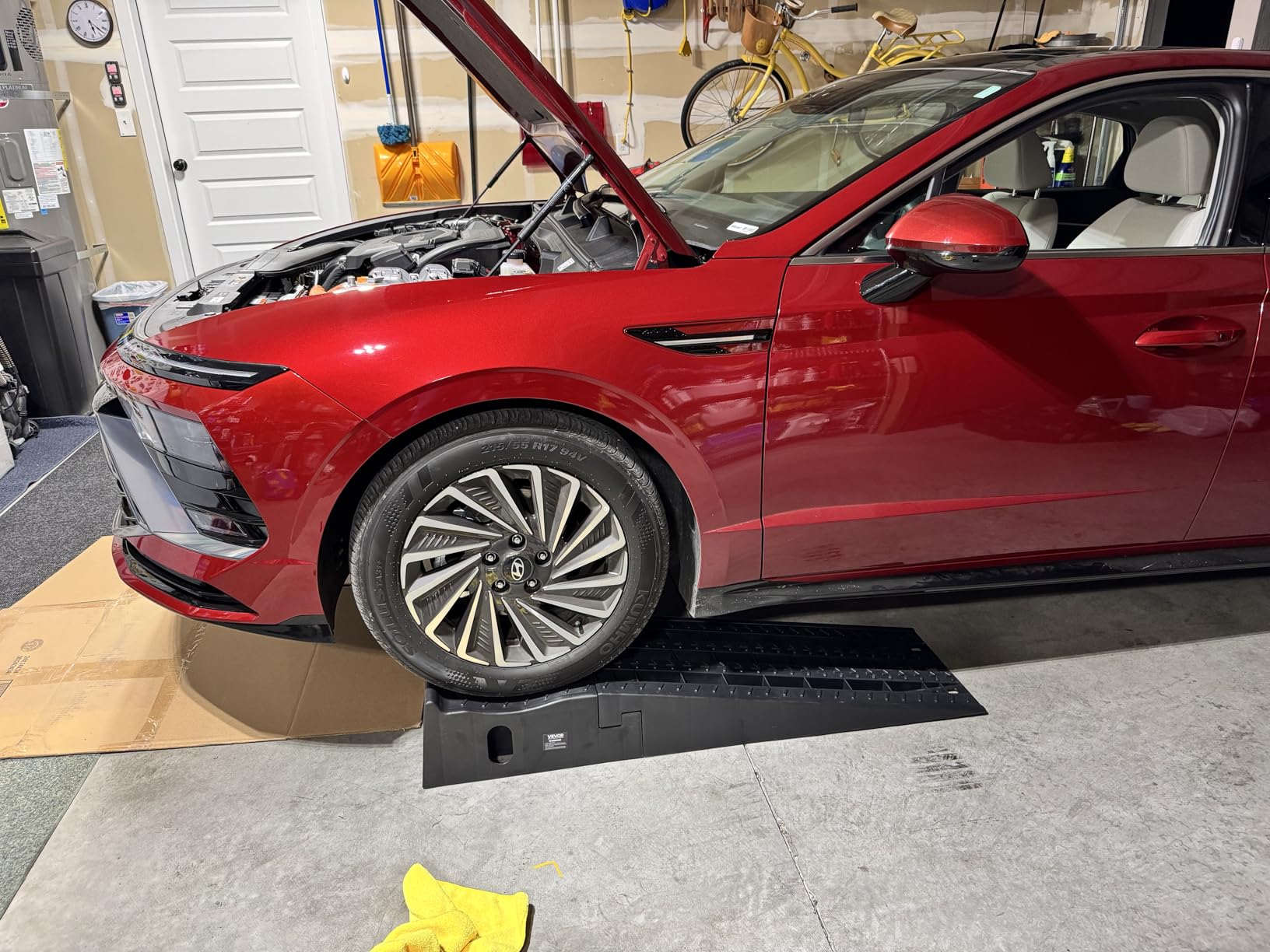 VEVOR Car Ramps, 4 PCS 20000 lbs GVW Capacity, 2.56 in Lift Height, Portable Low Profile Car Service Ramps for Home Garage Maintenance & Oil Changes, Heavy Duty for Low Chassis Vehicle & Support Jack customer photo 2