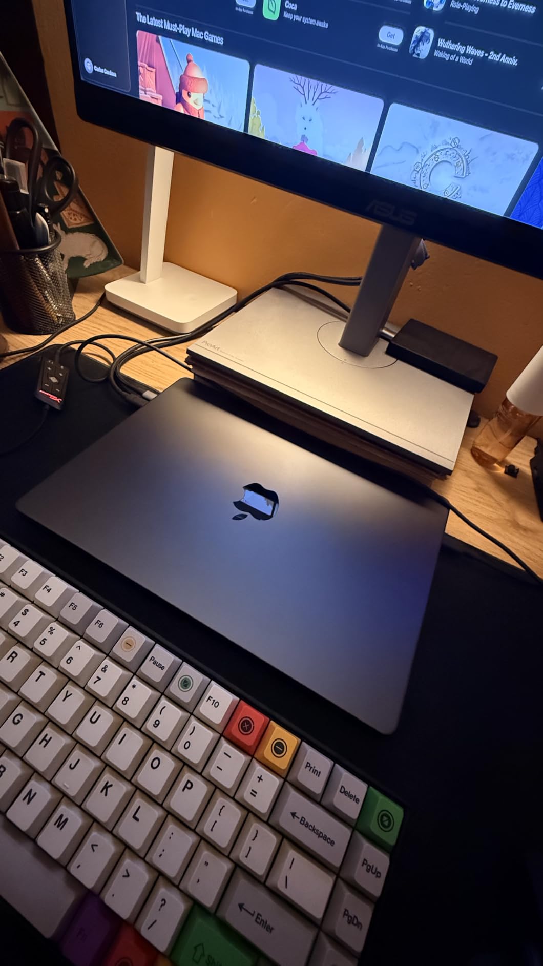 MacBook Pro M5 14.2 customer photo 2