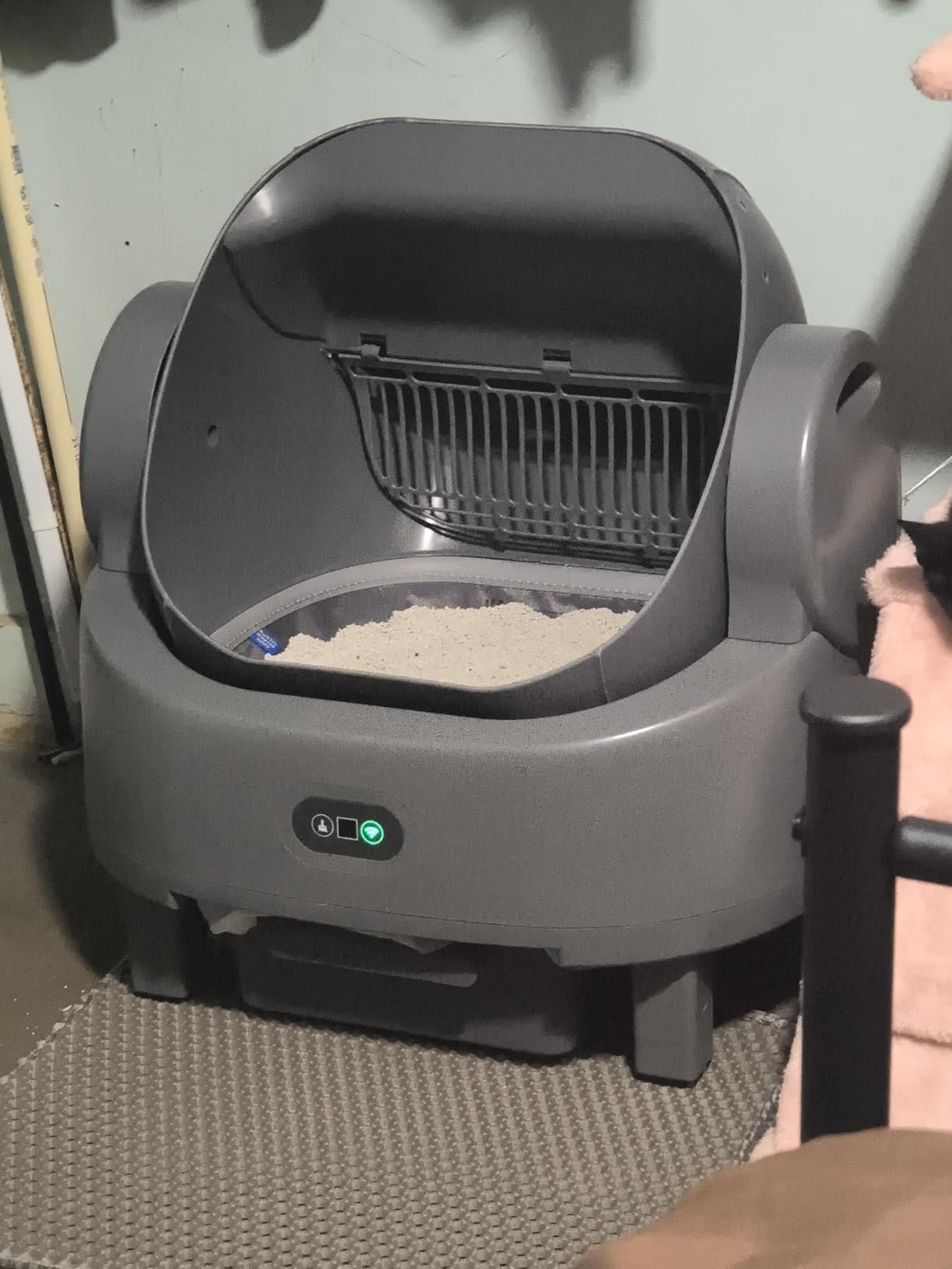 Automatic Litter Box, Open Top Large Self Cleaning Cat Litter Box for Multiple Cats, with APP Control/Multiple Safety Sensors/Trash Bag/Litter Mat, Cat Box Automatic Cleaning customer photo 1