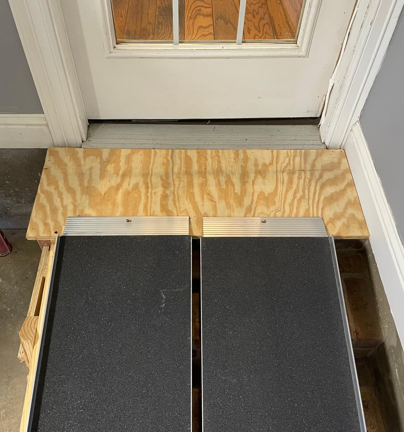 EZ-ACCESS Suitcase Trifold Portable Aluminum Folding Wheelchair Ramp with Non Slip Applied Surface, Self-Adjusting Bottom Transition Plates, Heavy Duty 800 lbs, for Home Steps & Doorways, 10-Foot customer photo 2
