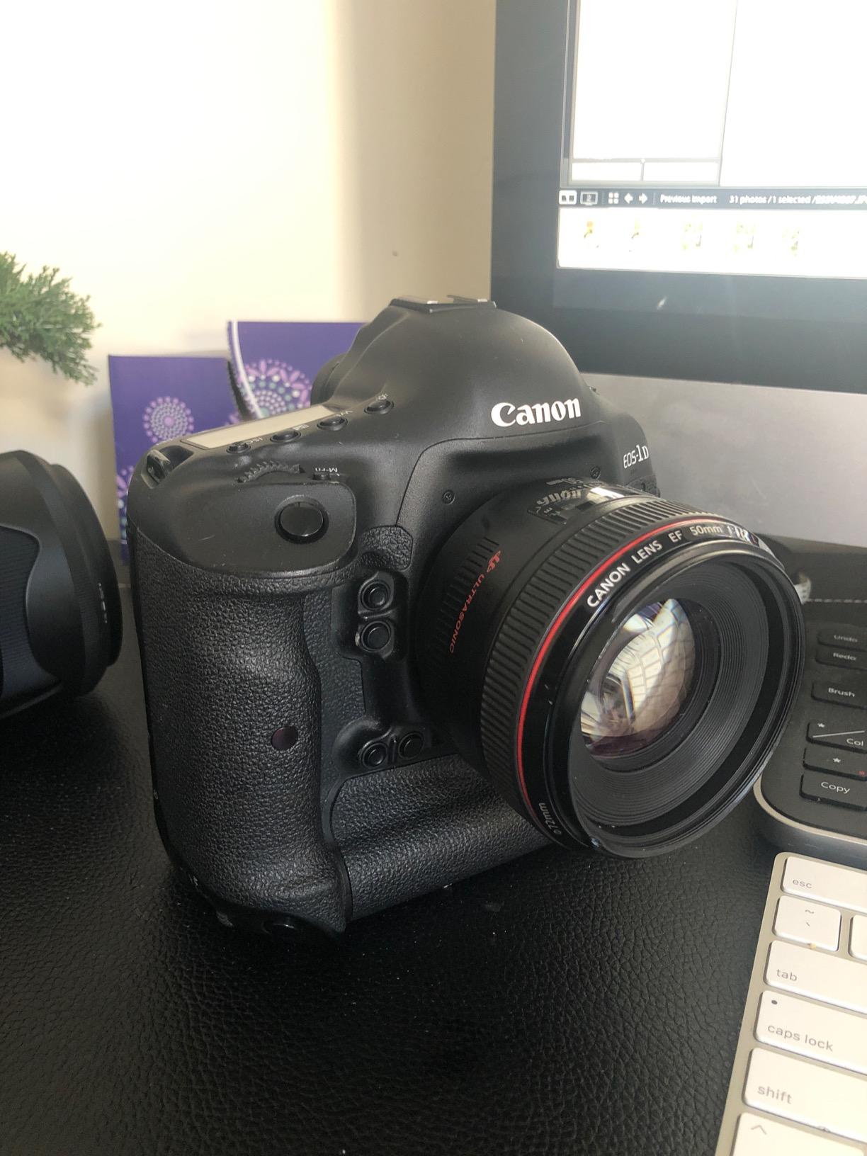 Canon EOS-1D X 18.1MP Full Frame CMOS Digital SLR Camera Black customer photo 2
