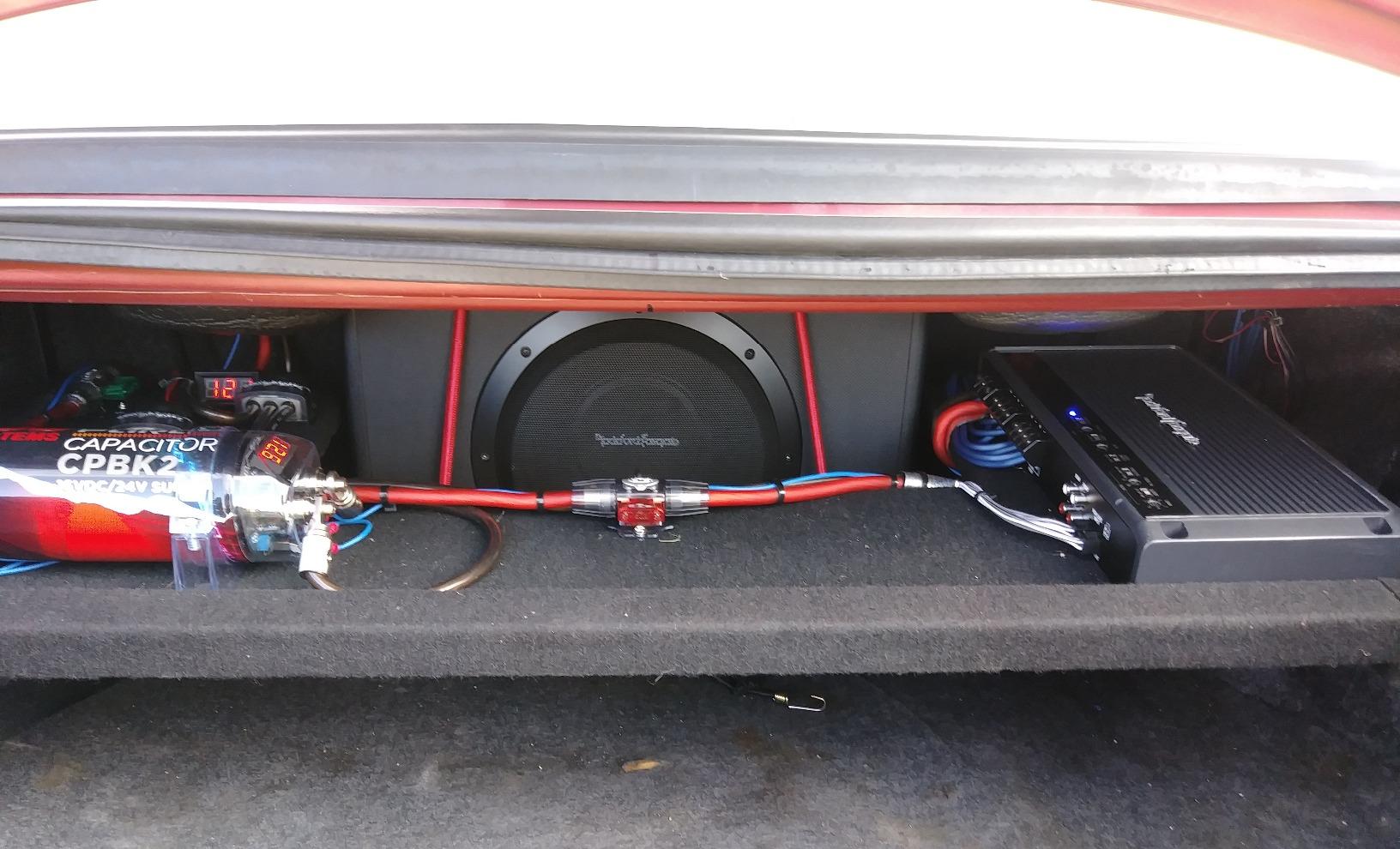 Rockford Fosgate R300X4 Prime 300-Watt 4-Channel Amplifier customer photo 2