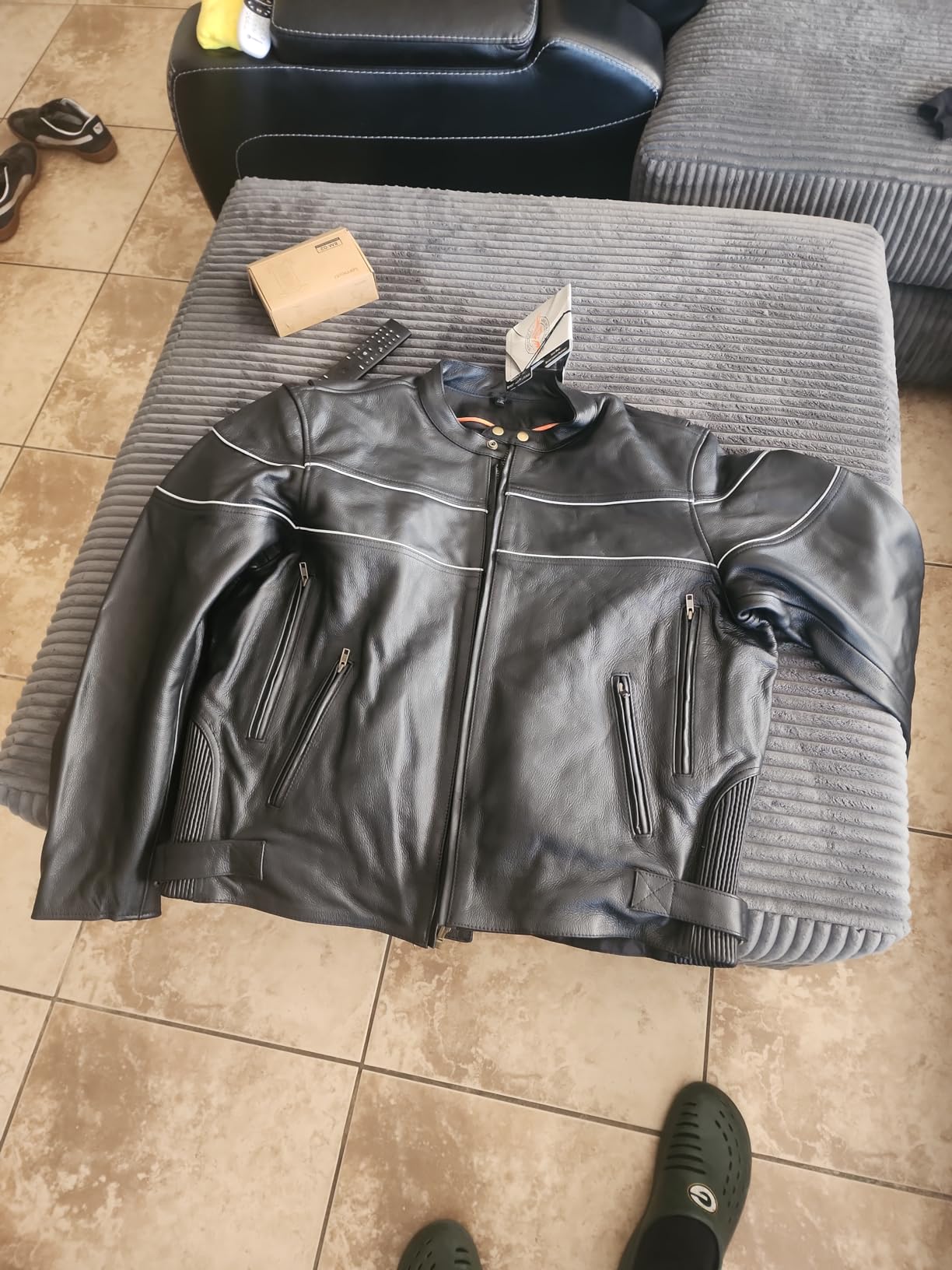 Milwaukee Leather SH1785 Men's Black Leather Scooter Style Motorcycle Jacket w/Side Stretch and Reflective Piping customer photo 1