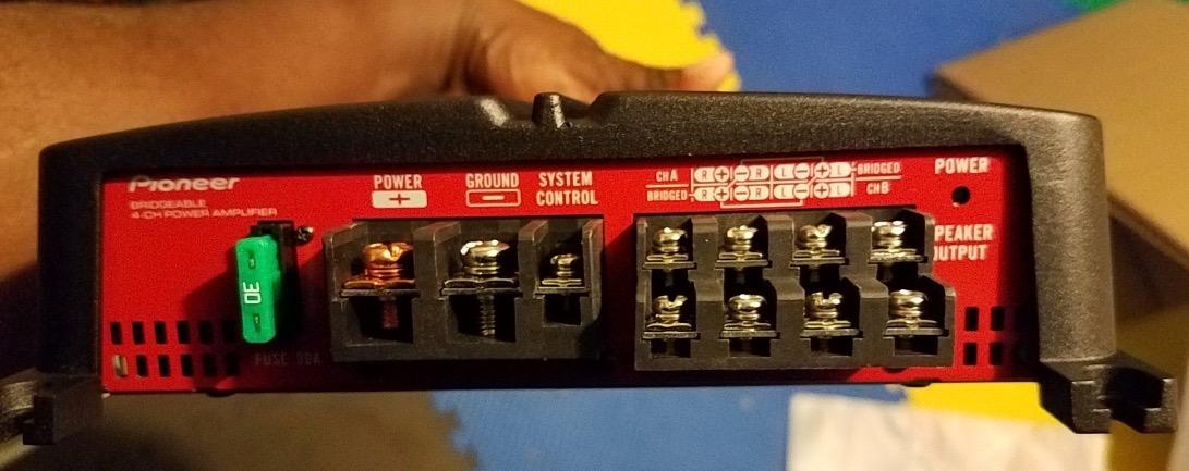 Pioneer GM-A4704 520W Max Class AB Bridgeable 4-Channel Car Amplifier customer photo 2