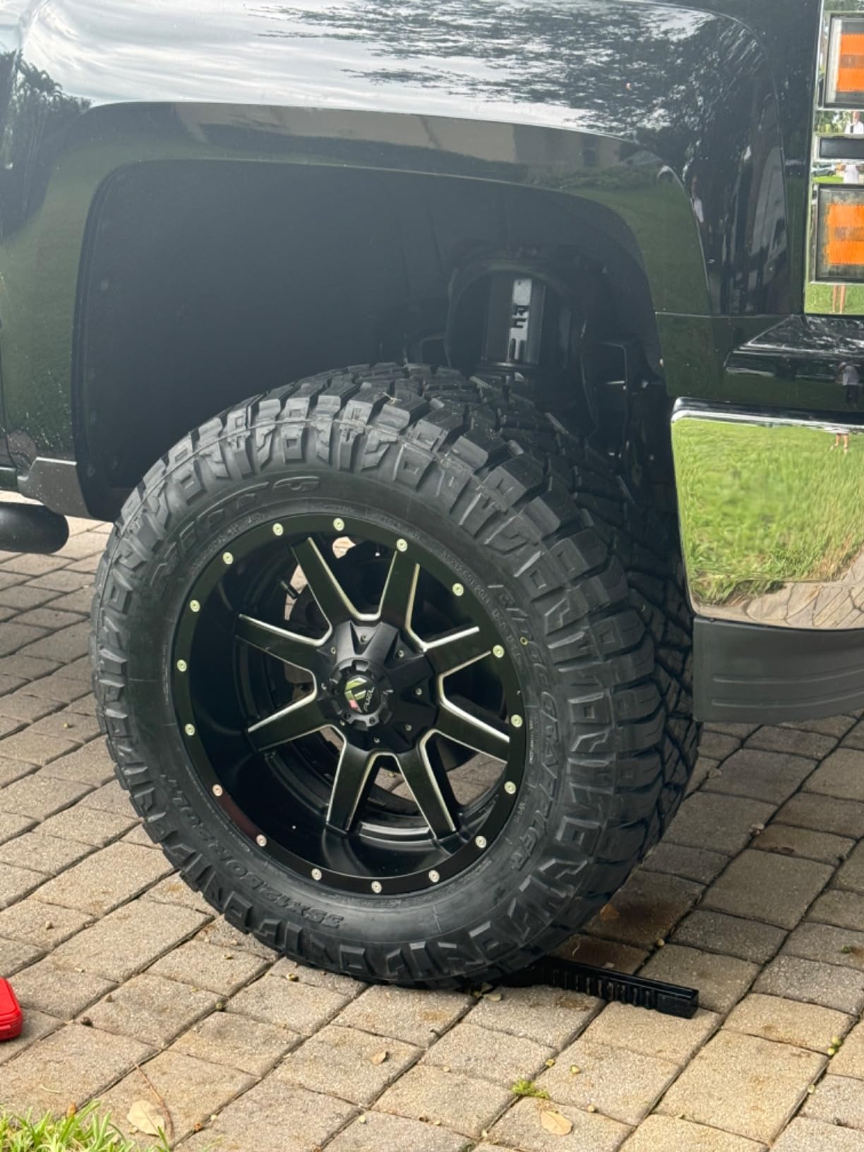 NITTO Ridge Grappler All_Season Radial Tire-35x12.50R20LT F 125Q customer photo 1