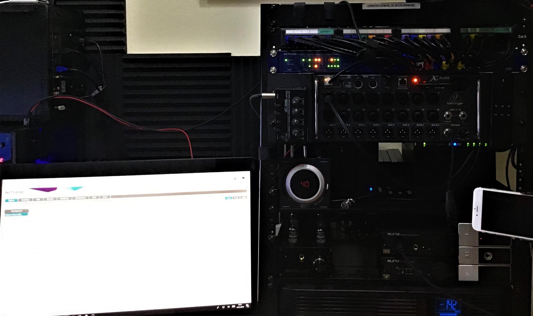 NETGEAR 26-Port PoE Gigabit Ethernet Smart Switch (GS724TP) - Managed, 24 x 1G, 24 x PoE+ @ 190W, 2 x 1G SFP customer photo 1