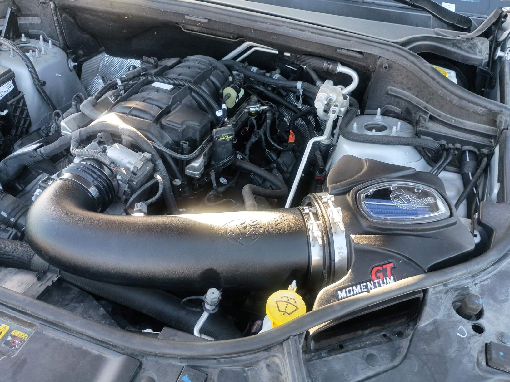 aFe Power 54-76205-1 Momentum GT Cold Air Intake System w/Pro 5R Filter for Jeep Grand Cherokee (WK2) 11-21 V8-5.7L HEMI customer photo 1