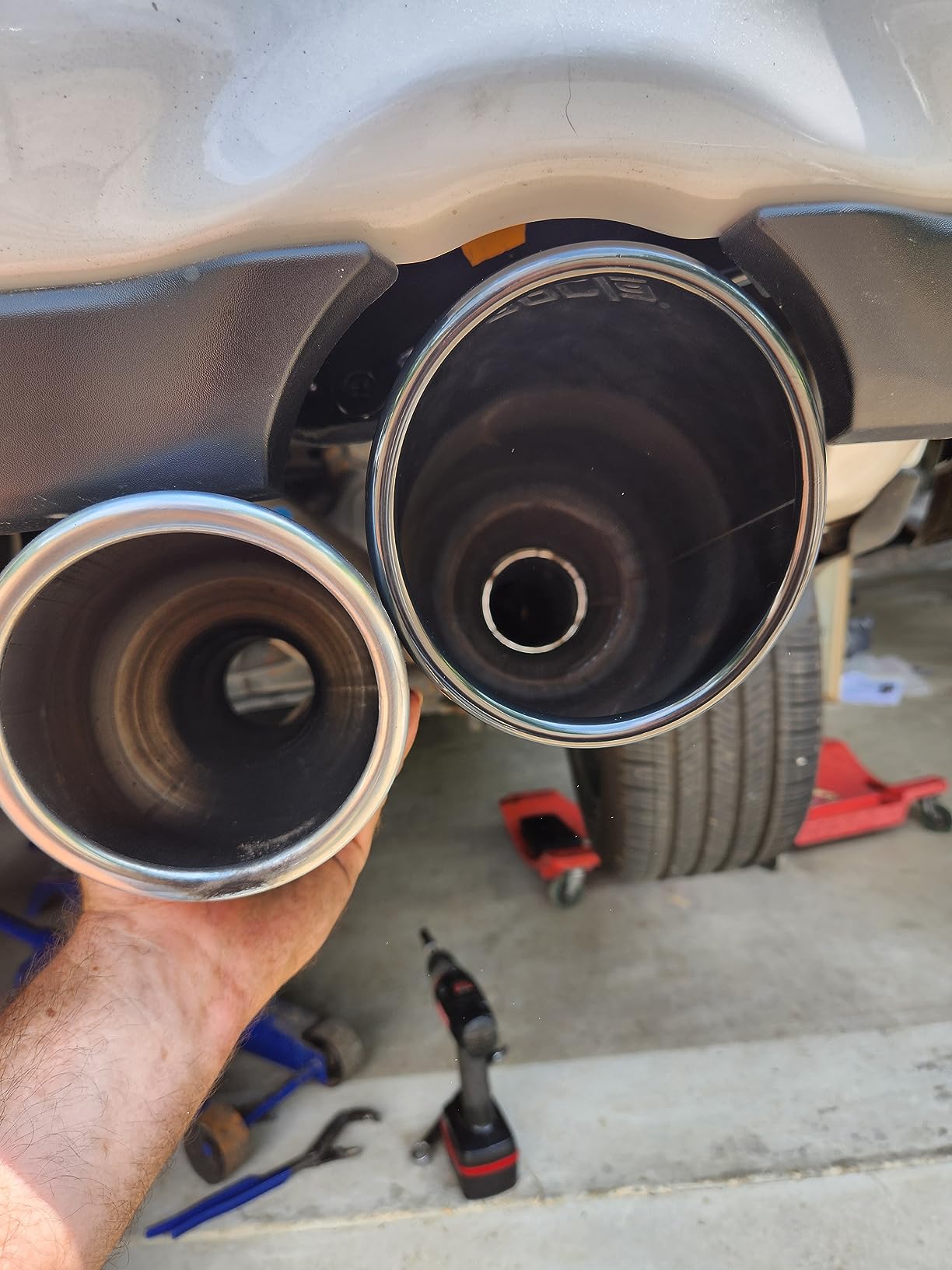 BORLA 140752BC Cat-Back Perf. Exhaust Sys. for '19-'23 Ram 1500 V8 Incl. E-Torque Incl. Rebel & G/T Models (Exc. Classic) T-304 S-Type Dual Split Rear Exit Single 5