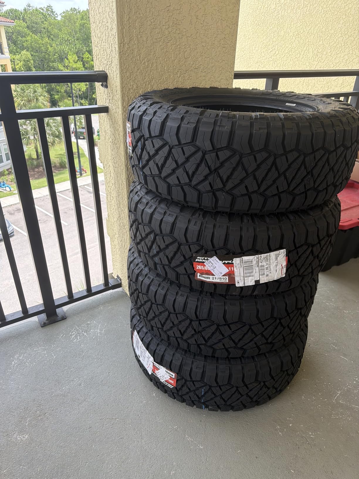 NITTO 265/65R17 116T XL NITTO RIDGE GRAPPLER BW customer photo 1