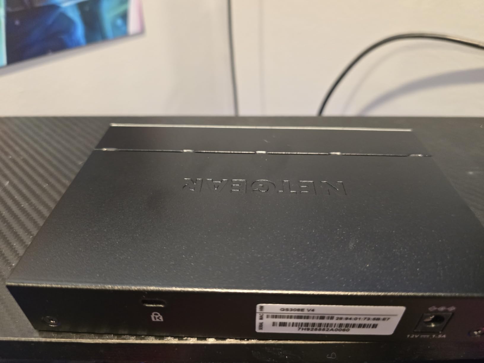 NETGEAR 5-Port Gigabit Ethernet Easy Smart Managed Essentials Switch GS305E - Desktop or Wall Mount, Home Network Hub, Office Ethernet Splitter customer photo 1