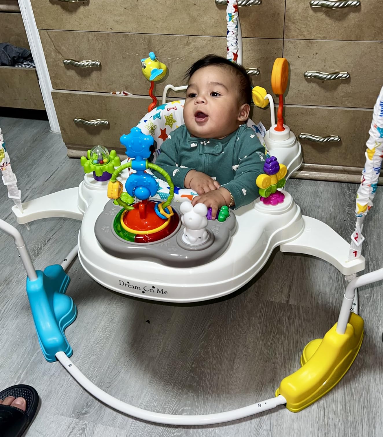 Dream On Me 2-in-1 Baby Activity Center & Bouncer Jumper, 360 Degree Rotating Seat, 3-Height Adjustable, 12 Melodies with Lights & Interactive Toys, Promotes Early Development - Star Print customer photo 2