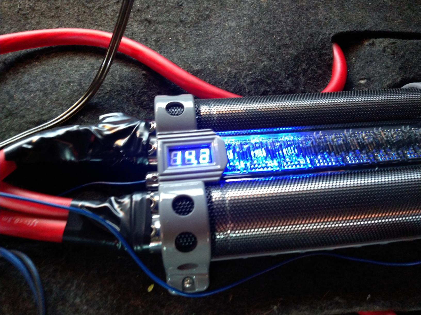 Rockville RFC50F v2 50 Farad Car Audio Capacitor, 3-Digit Super Bright Blue LED Voltage Display, Polarity Alerts, Heavy-Duty Terminals customer photo 2