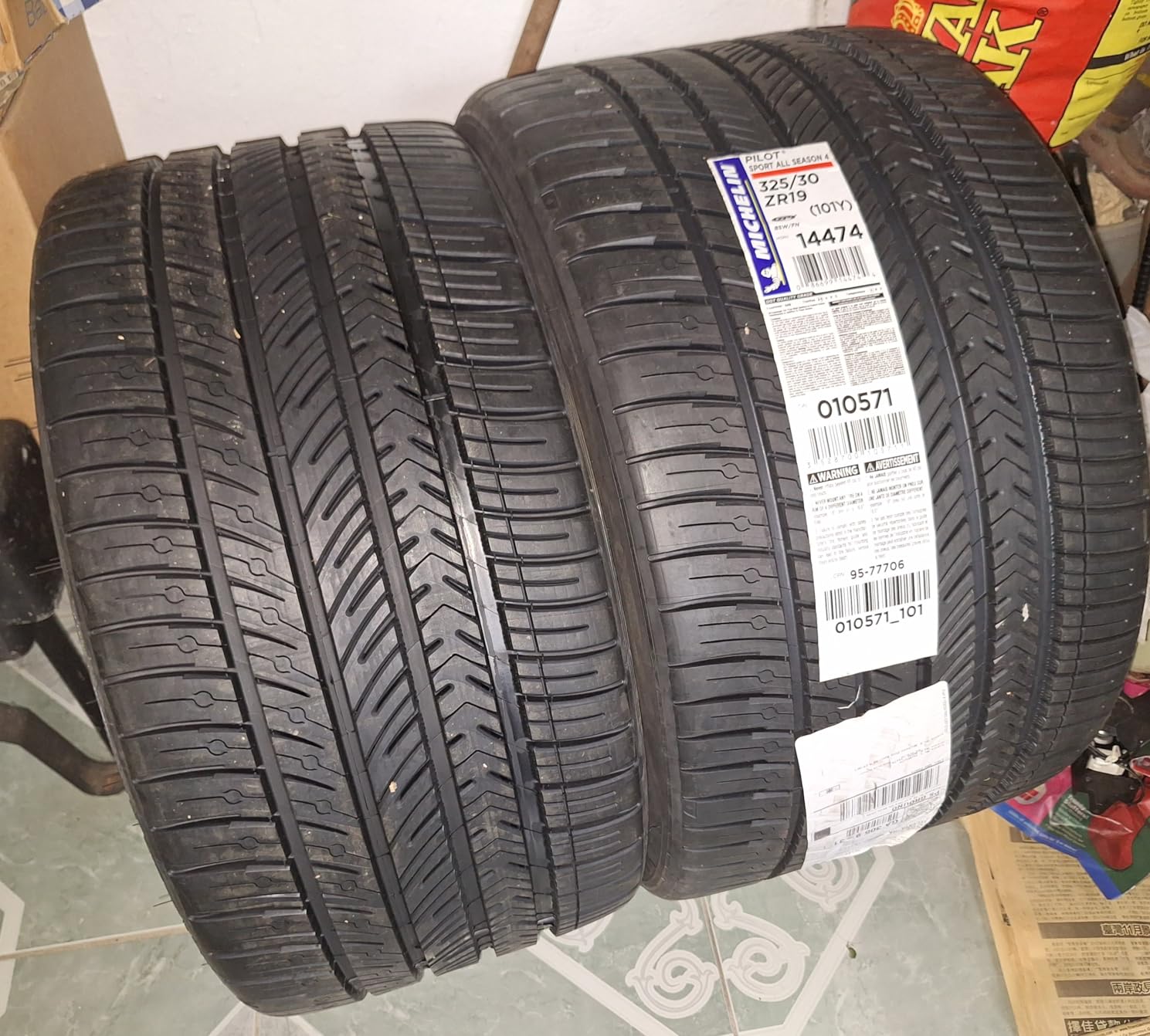 Michelin Pilot Sport AS 4 245/40ZR19 98Y XL customer photo 1