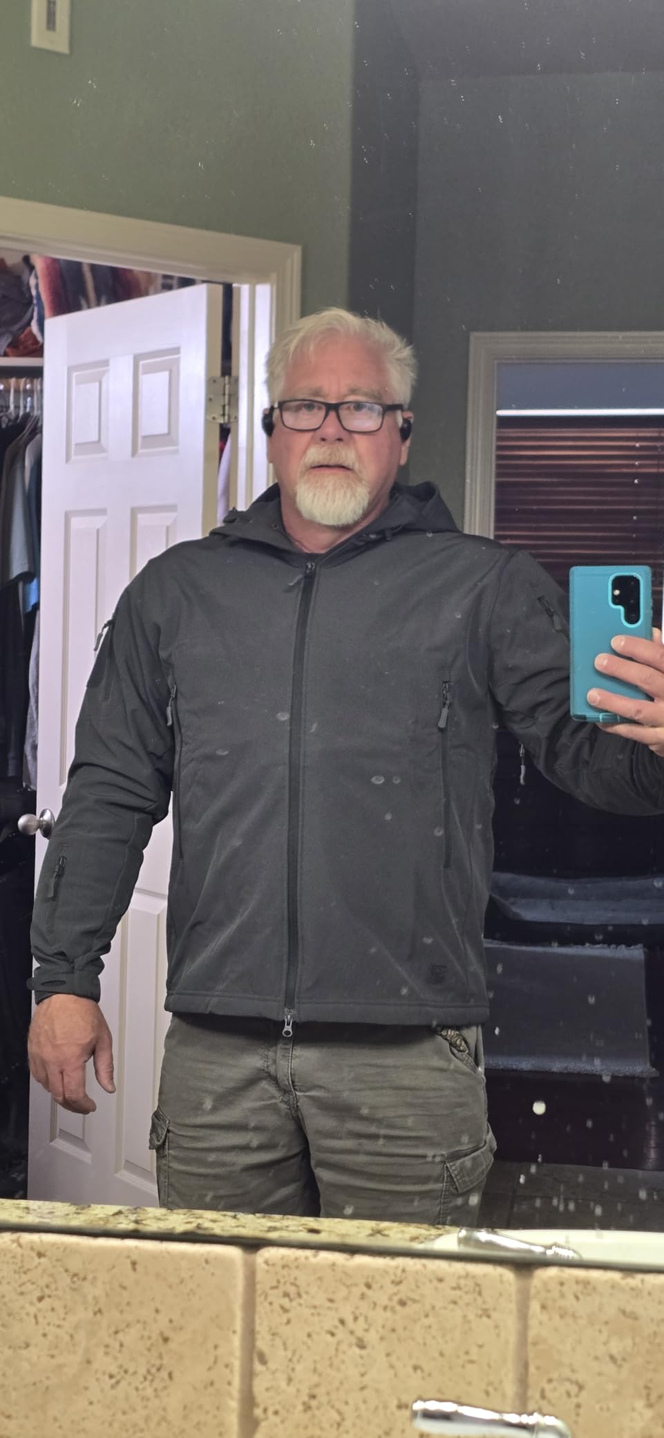 TACVASEN Men's Tactical Fleece SoftShell Jacket Waterproof Winter Coat customer photo 2