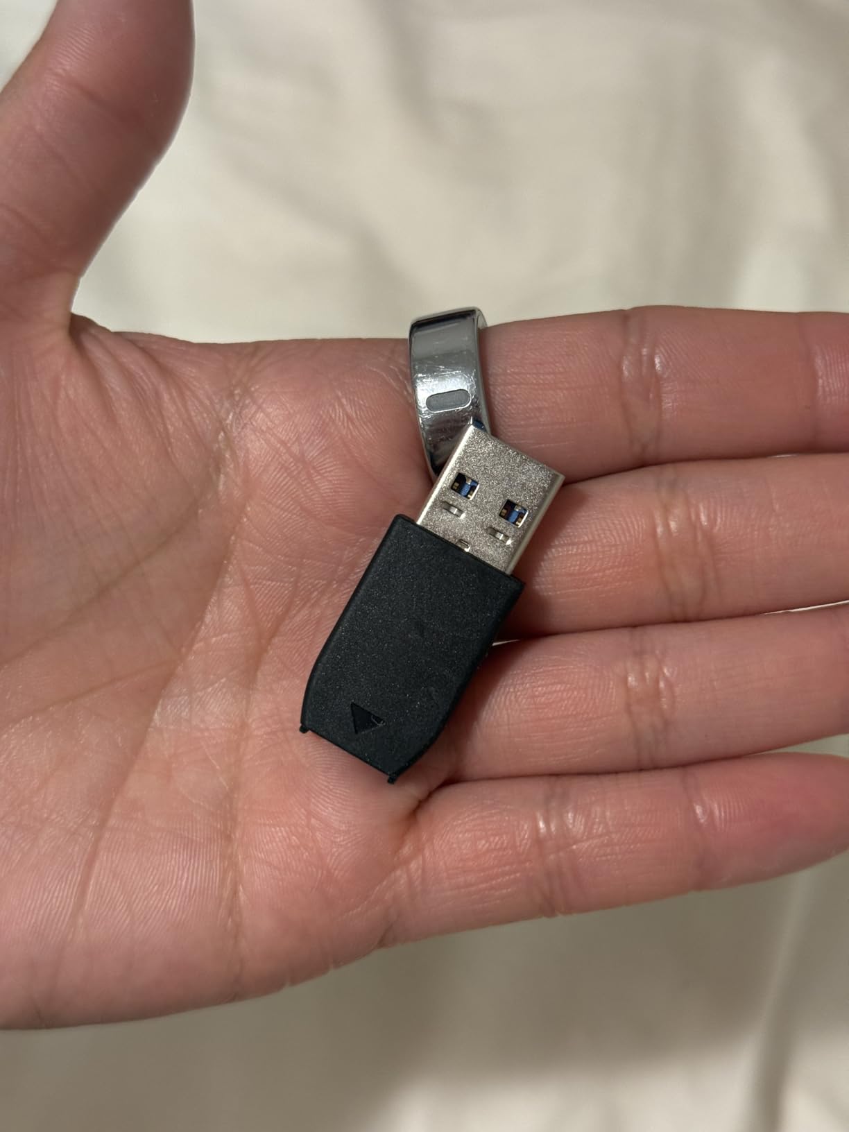 SANDISK 1TB Extreme Portable SSD (Old Model) - Up to 1050MB/s, USB-C, USB 3.2 Gen 2, IP65 Water and Dust Resistance customer photo 1