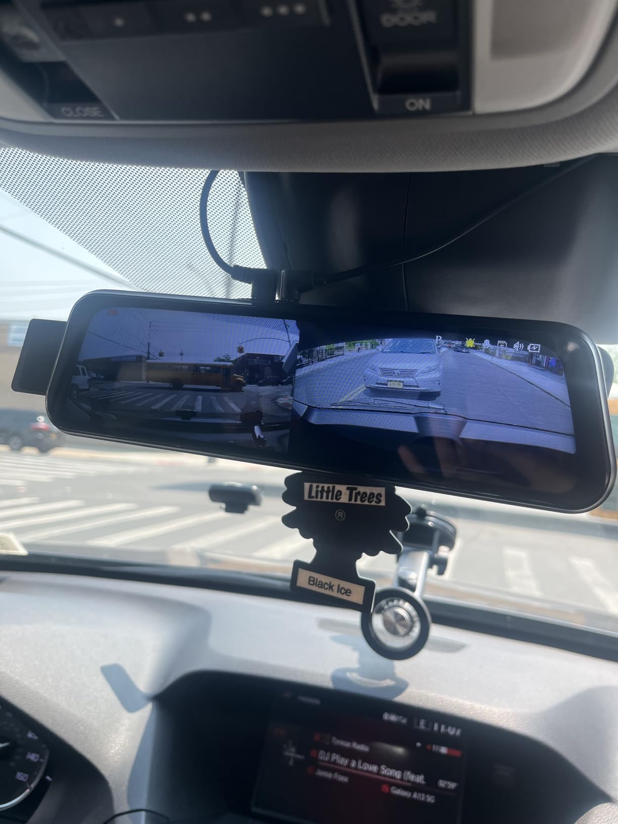 10’’ Mirror Dash Cam Front and Rear View Mirror Camera Night Vision for Car customer photo 1