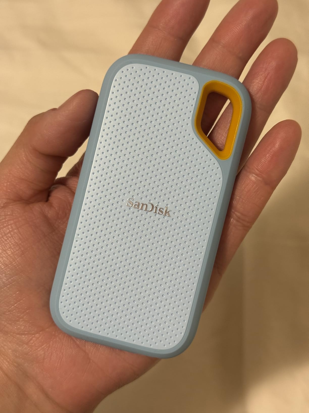 SANDISK 2TB Extreme Portable SSD - Up to 1050MB/s, USB-C, USB 3.2 Gen 2, IP65 Water and Dust Resistance customer photo 2