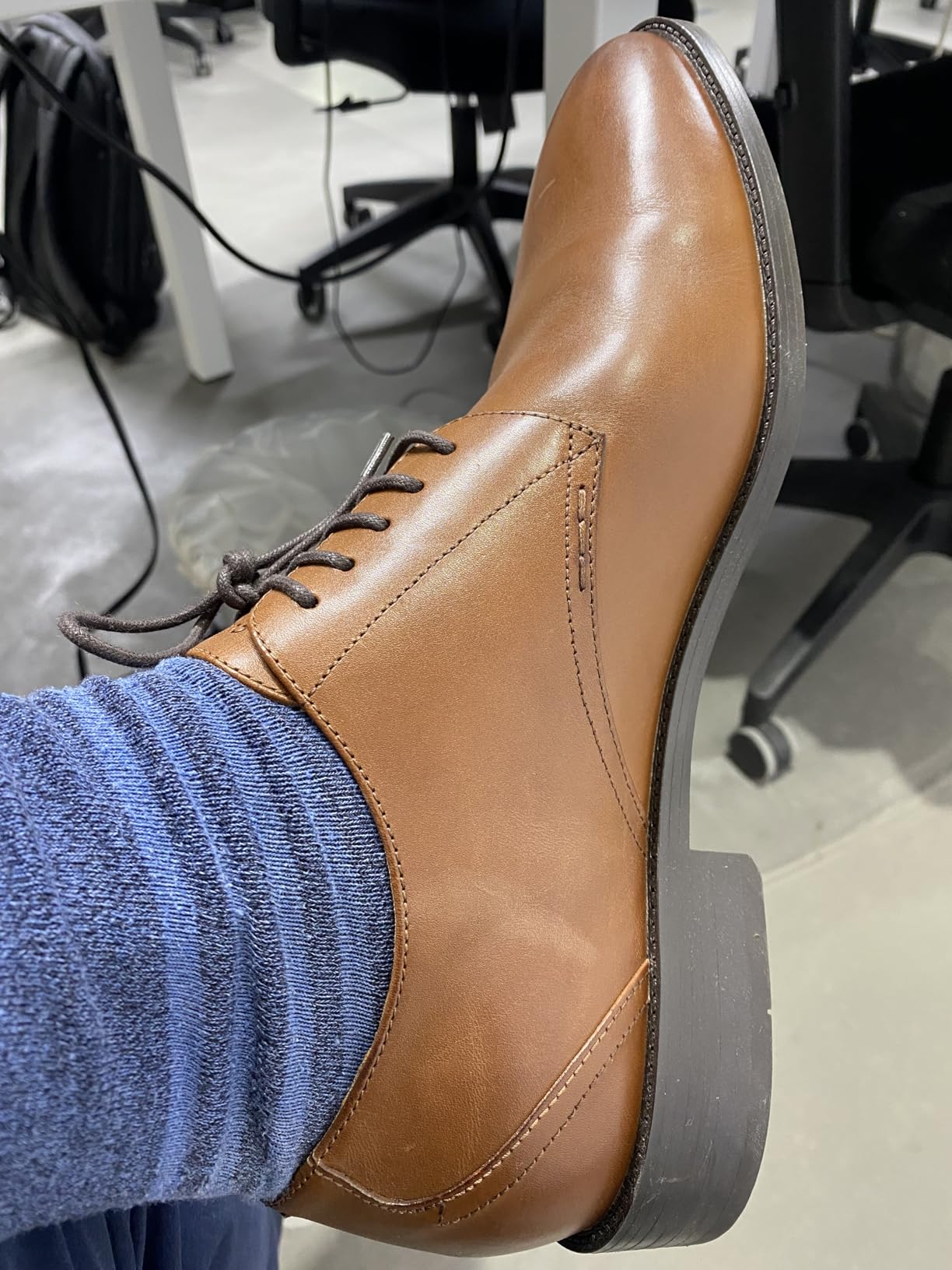 Cole Haan Men's Hawthorne Plain Toe Oxford customer photo 2