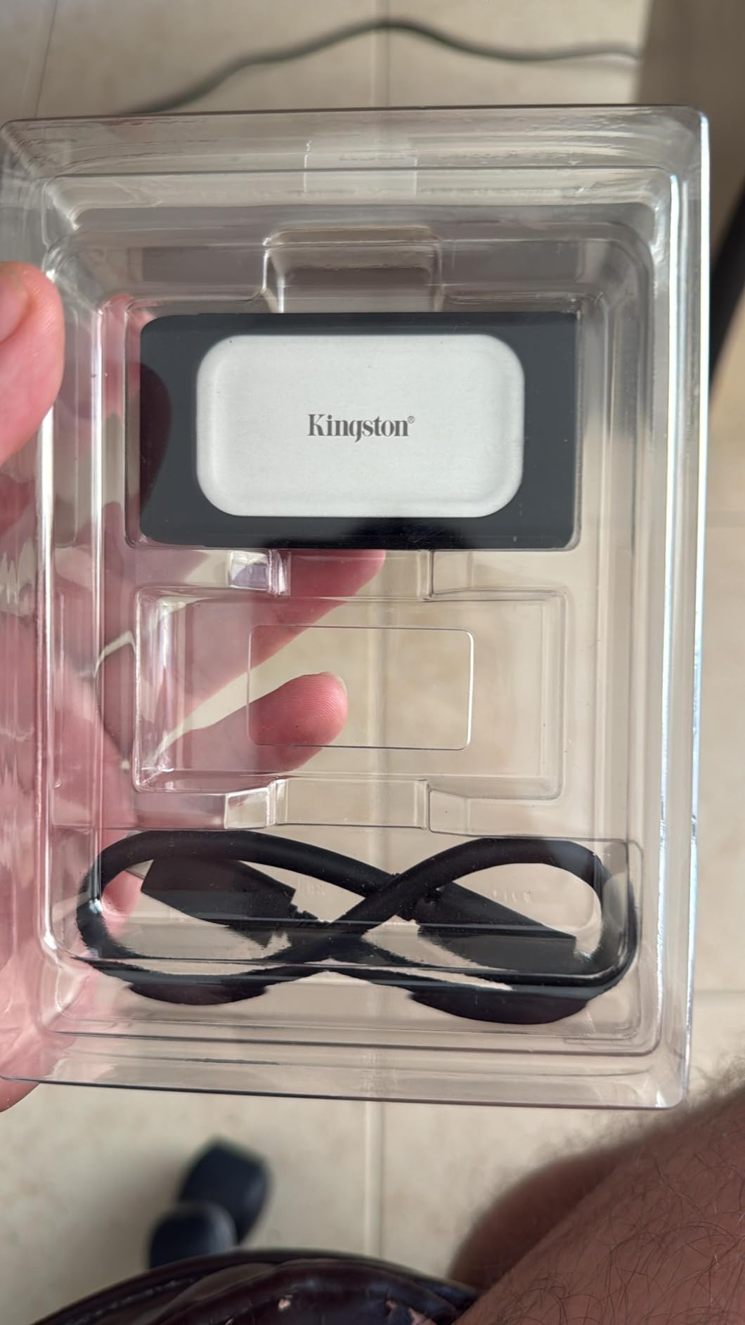 Kingston XS2000 2TB High Performance Portable SSD with USB-C, Pocket-sized, USB 3.2 Gen 2x2, Up to 2000MB/s customer photo 1