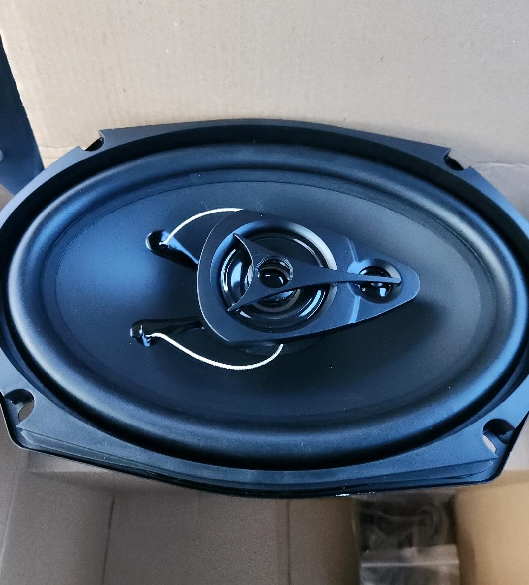 BOSS Audio Systems CH6930B 6 x 9 Car Speakers, 400 Watts Per Pair, 3 Way customer photo 2