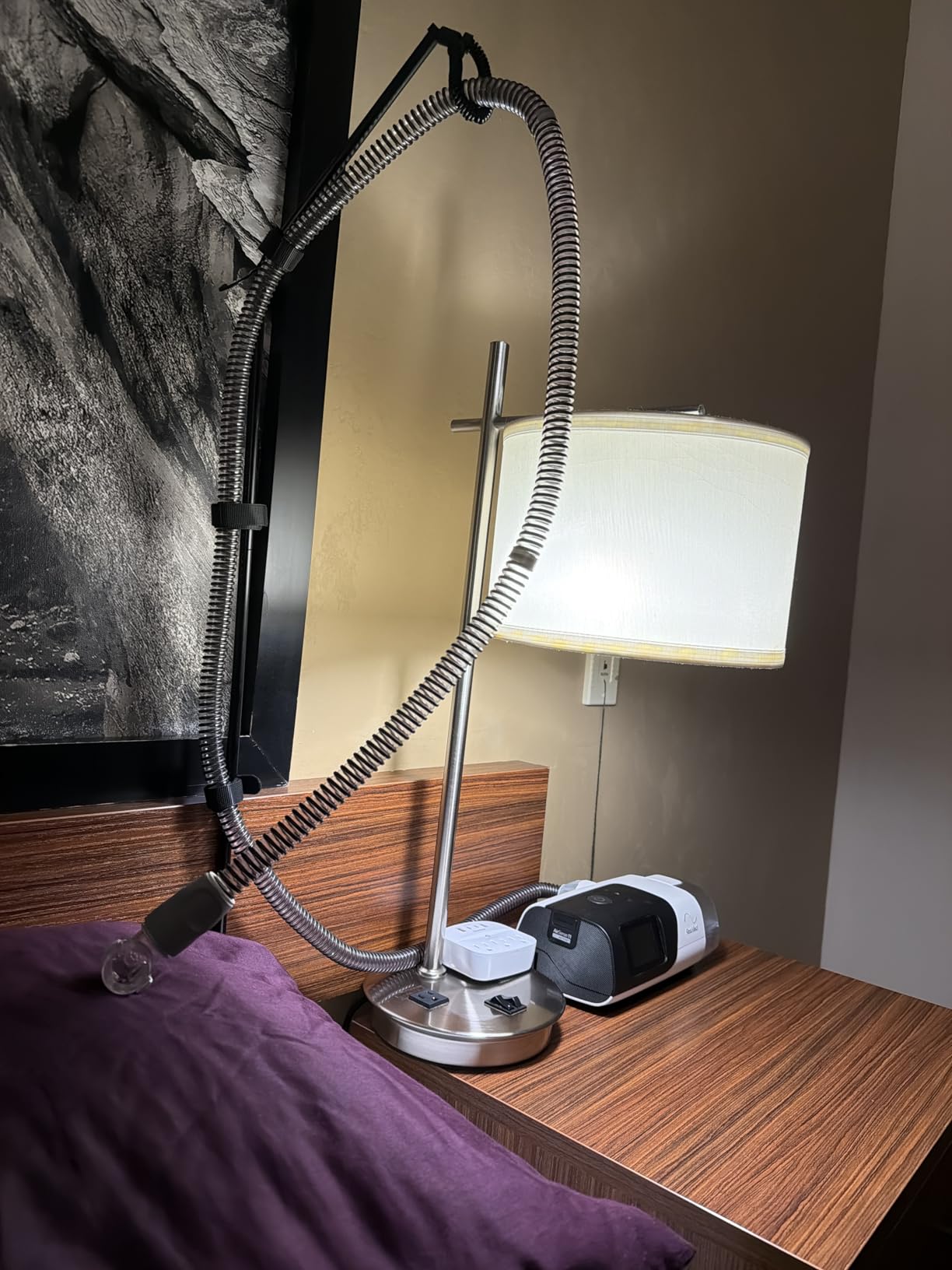 CPAP Hose Holder, Foldable Hose Hanger Bed Accessory, Black customer photo 1