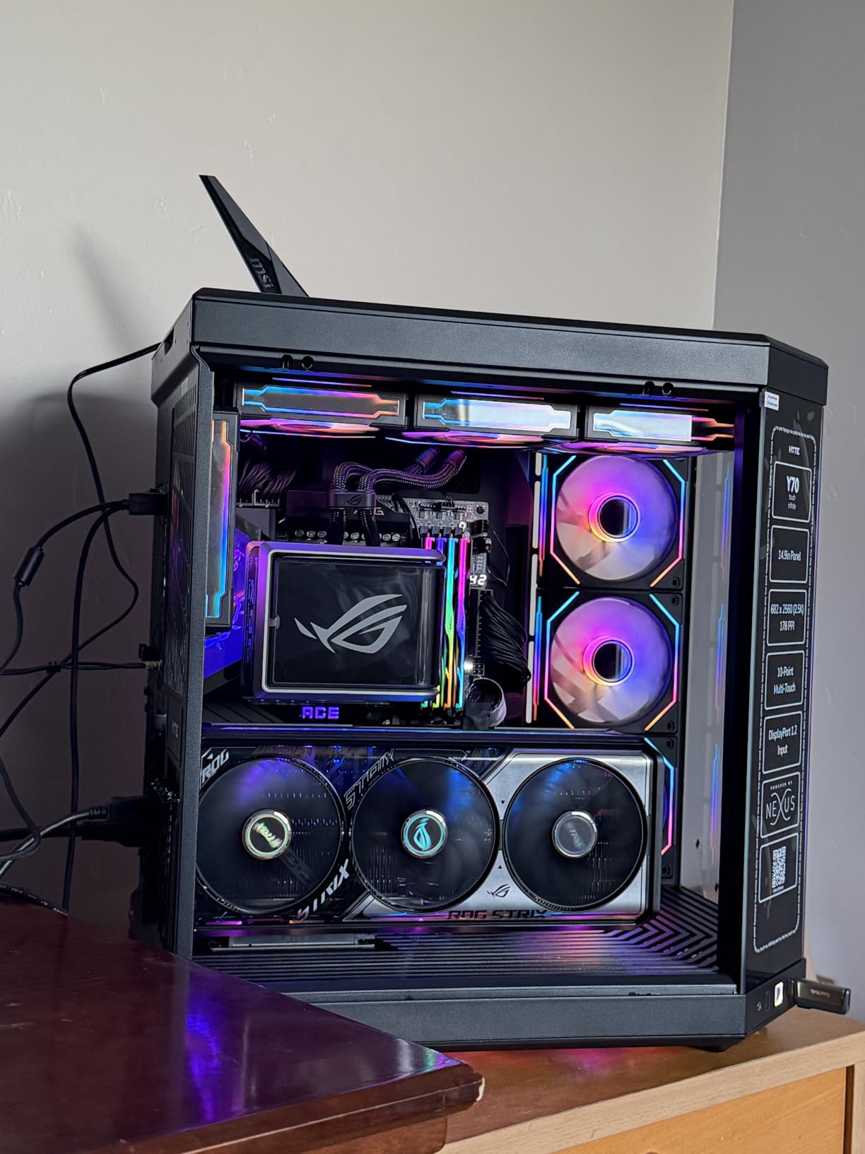 Lian Li UNI Fan SL-Infinity 120 RGB 3-Pack with Controller - Black customer photo 1