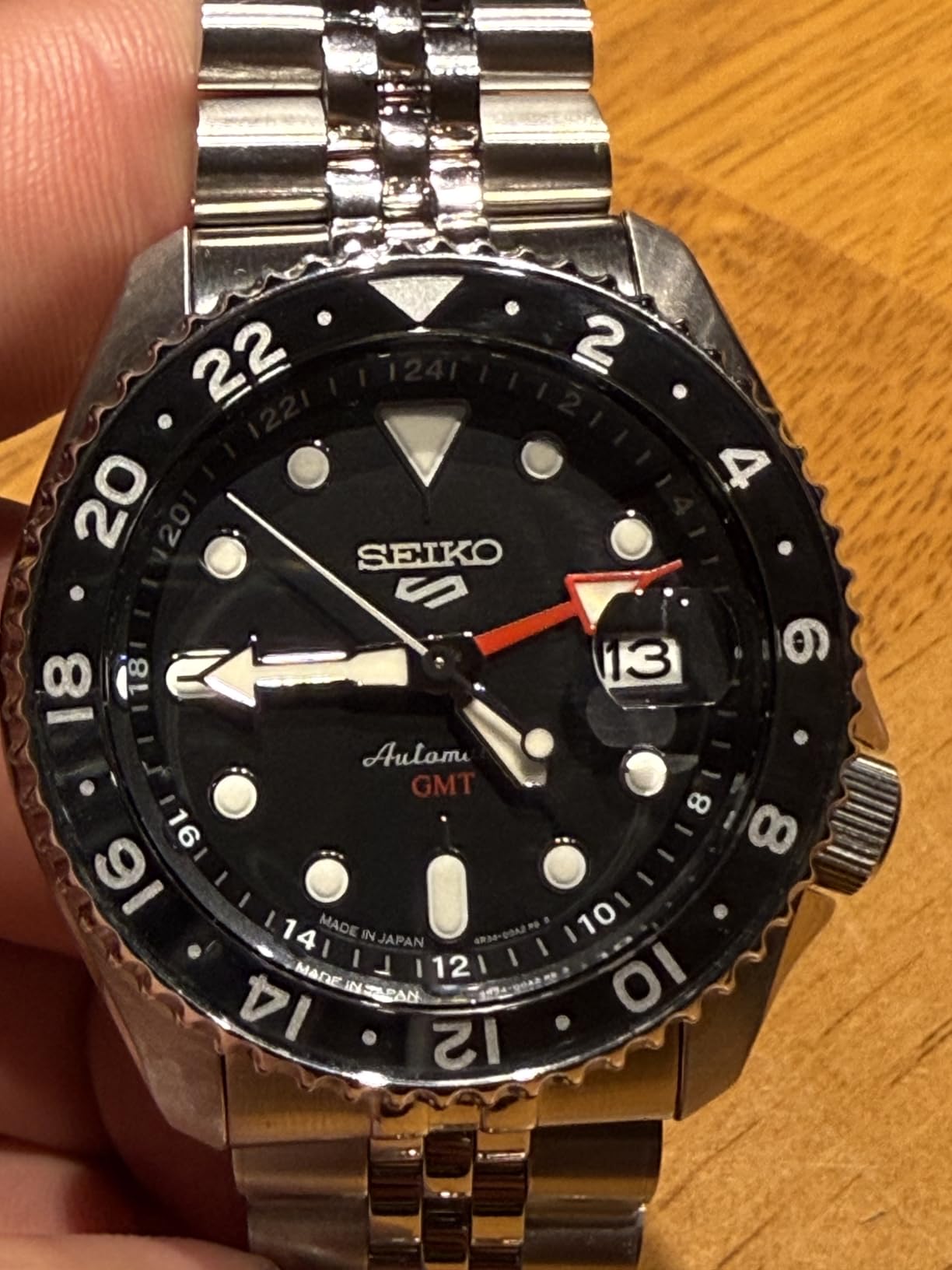 Seiko SSK001 Automatic Watch for Men - 5 Sports - Black Dial with Date Calendar and Luminous Hands & Markers and Black & Gray GMT Bezel, 100m Water-Resistant customer photo 2