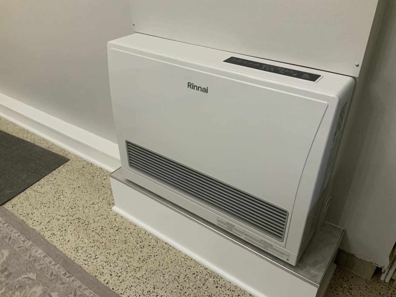 Rinnai EX22DTWN Direct Vent Wall Furnace, Indoor Natural Gas Heater, Energy Efficient Space Heater, 21,500 BTU, White customer photo 1