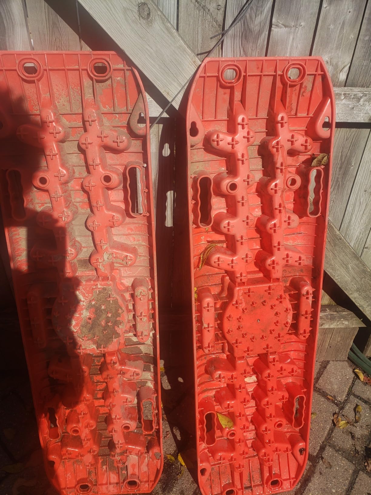 Off-Road Traction Boards with Jack Lift Base, Recovery Board for Sand, Mud, and Snow Tracks - Tire Traction Pads for RV Truck Jeep SUV (Red) customer photo 2