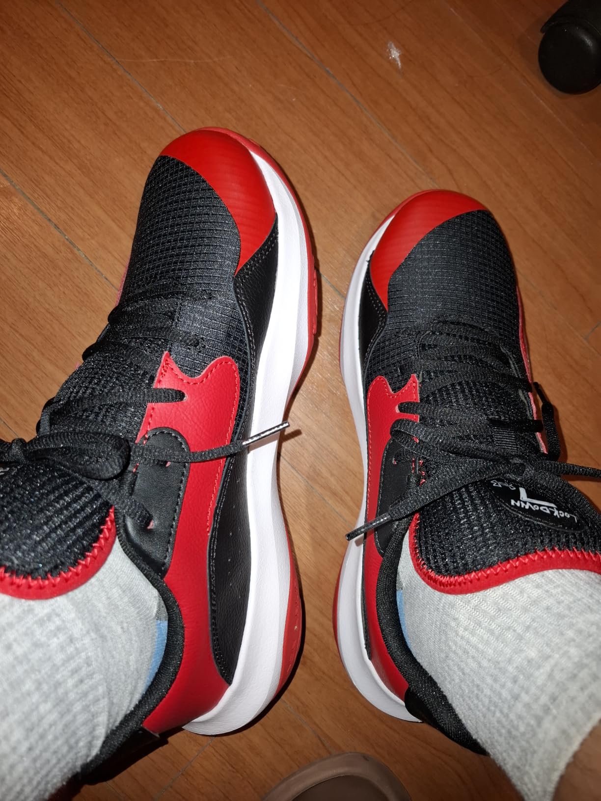 Under Armour Lockdown 7 Low customer photo 1