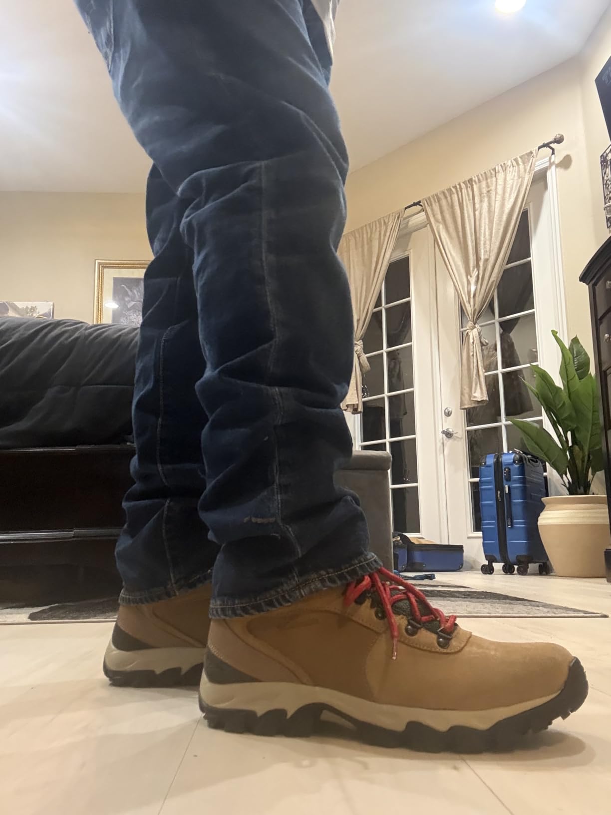 Columbia Newton Ridge Plus II Suede Waterproof Hiking Boot customer photo 1