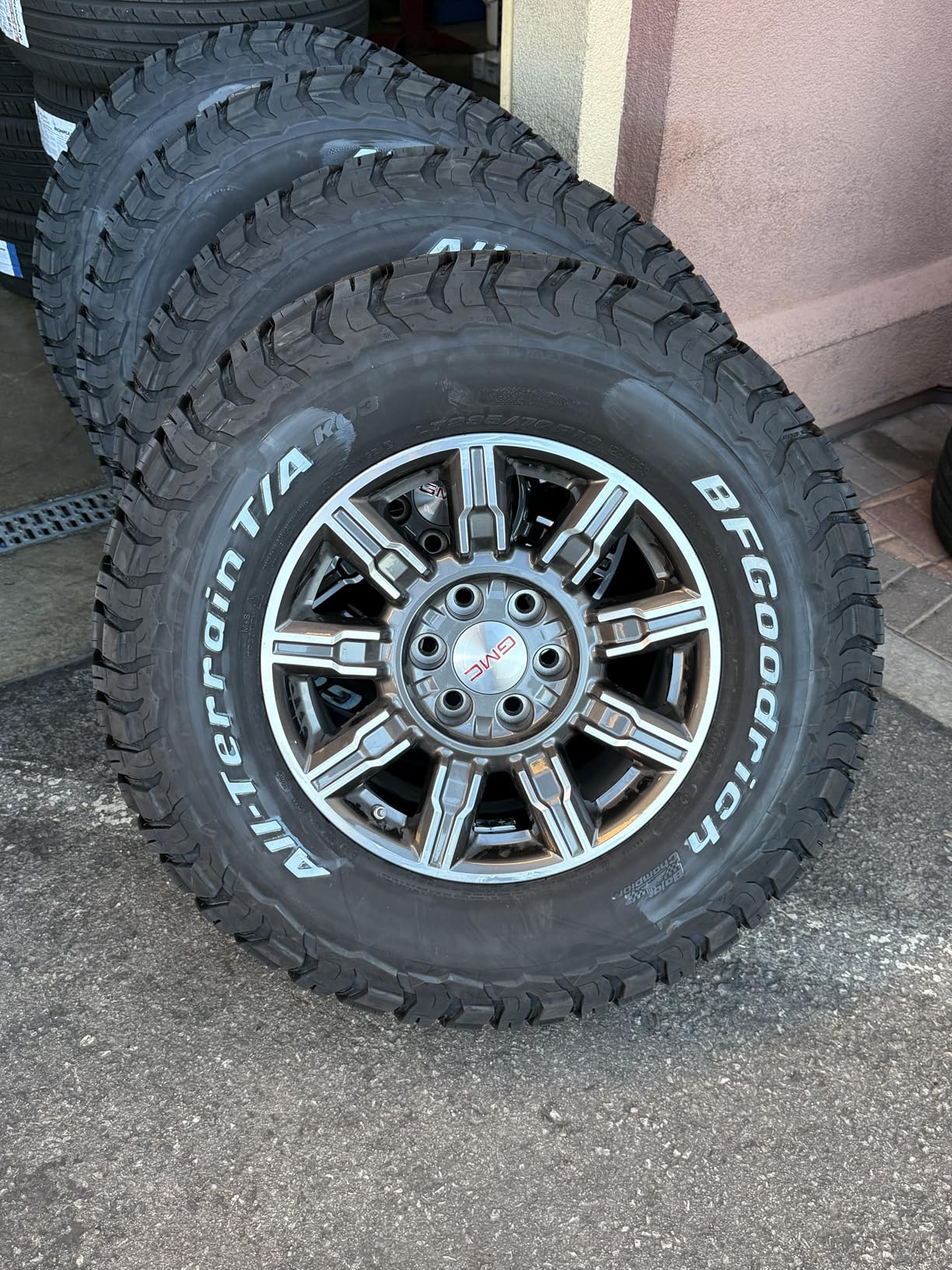BFGoodrich All-Terrain T/A KO3 Car Tire for Light Trucks, SUVs, and Crossovers, LT275/70R18/E 125/122S customer photo 1