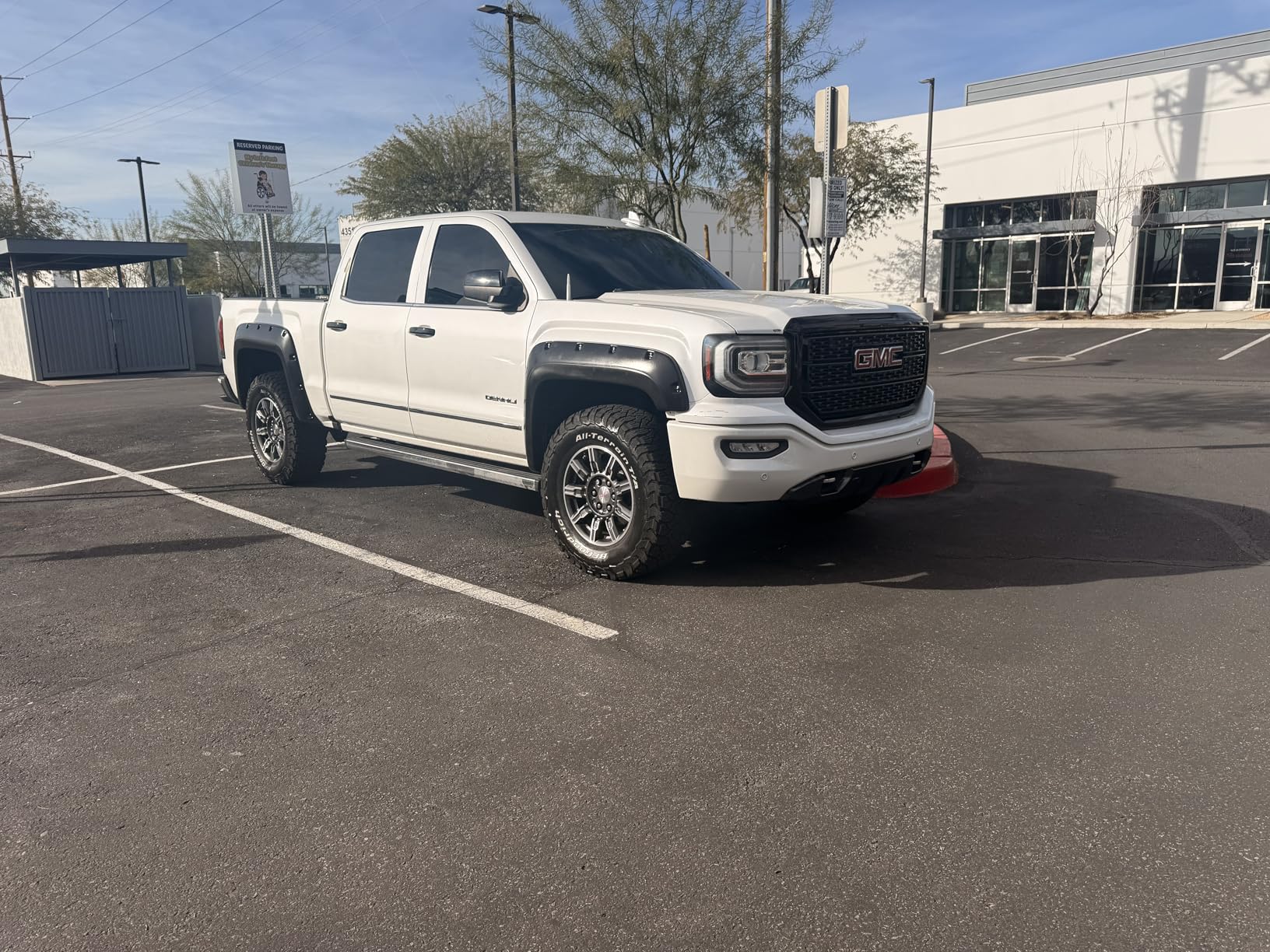 BFGoodrich All-Terrain T/A KO3 Car Tire for Light Trucks, SUVs, and Crossovers, LT275/70R18/E 125/122S customer photo 2