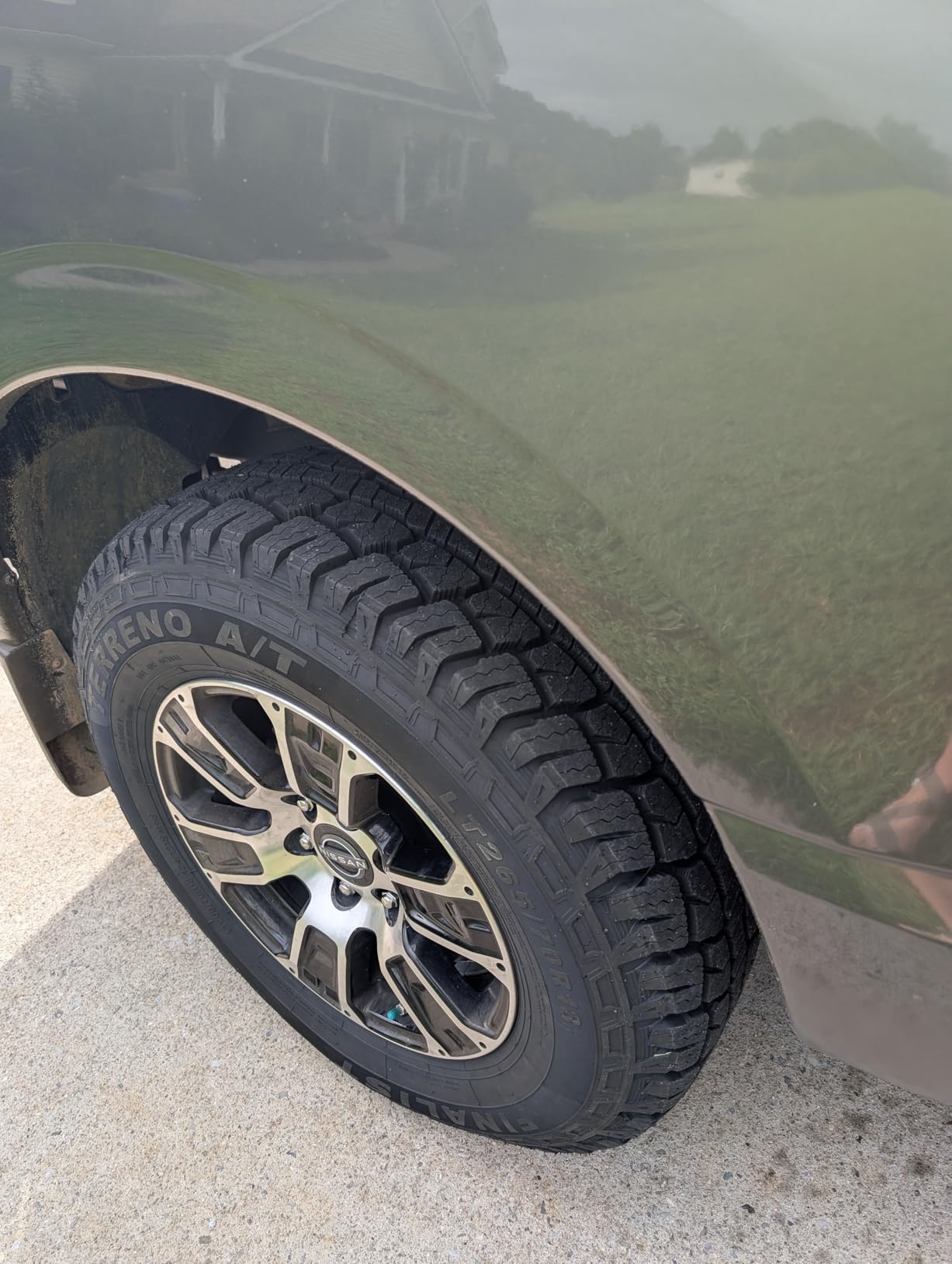 Set of 4 Finalist Terreno A/T 275/60R20 115T SUV All Terrain Tire customer photo 2