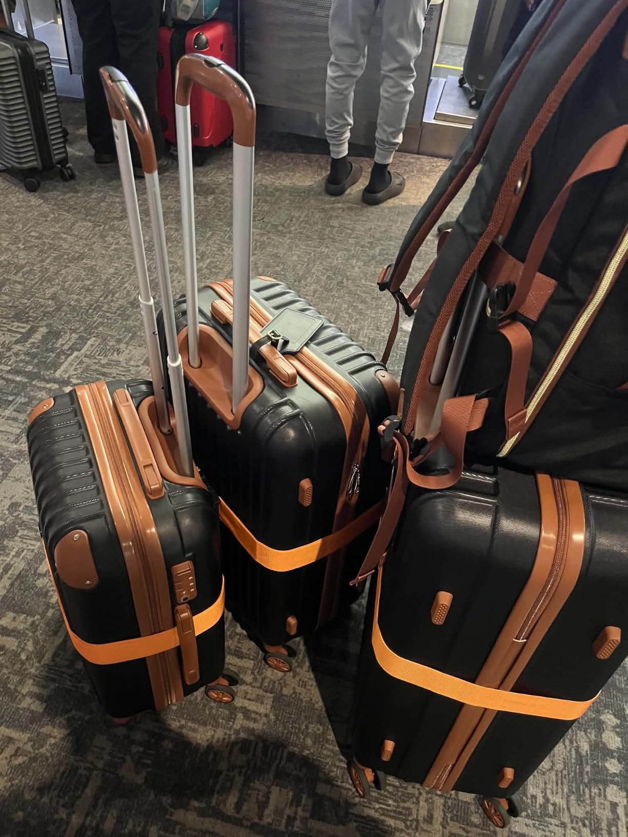 Cosbarn Luggage Sets 5 Piece Suitcases with Wheels, Suitcase Set ABS Hard Case Luggage with TSA Lock Spinner Wheels Durable Travel Luggage customer photo 2