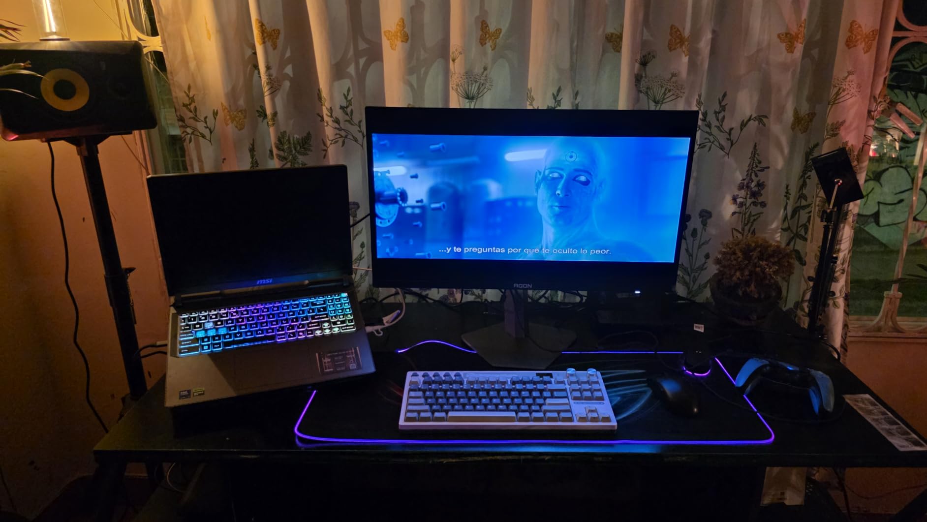 AOC Agon Pro 27 Inch Gaming Monitor QD-OLED Up to 280Hz 0.03ms, AG276QZD2 customer photo 1