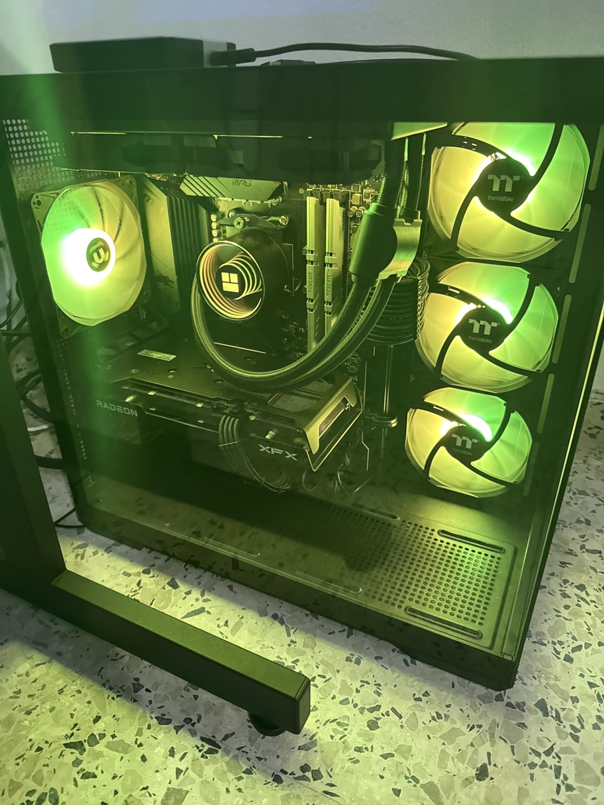 Thermaltake View 380 TG ARGB Black ATX Case; 4x120mm ARGB Fans Included; Supports Hidden-Connector Motherboard; Front & Side Dual Tempered Glass Panel customer photo 2