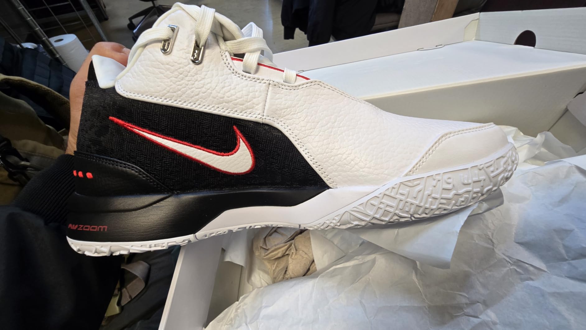 Nike Mens Lebron 20 customer photo 2