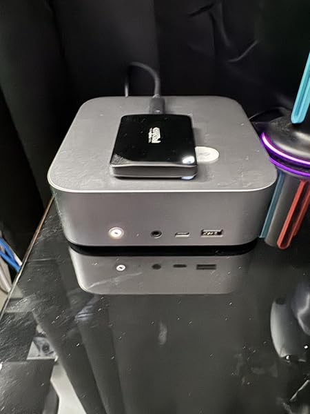 Beelink SER9 Pro AI Mini PC, AMD Ryzen 7 H255 (Up to 4.9GHz), 24GB LPDDR5X 1TB NVMe SSD, Radeon 780M, USB4, WiFi 6, 2.5G LAN, 4K@240Hz Triple Display customer photo 1