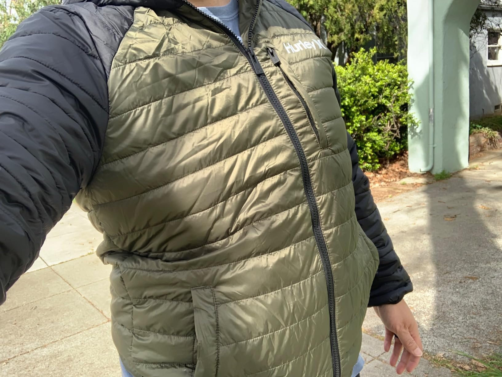 Hurley Mens Puffer Jacket Lightweight Packable Puffer Insulated Winter Coat | Weather-Resistant Shell Folds Into Its Own Pocket, Warm Fill, Zip Front With Stand Collar, Versatile Outdoor Layer for Men customer photo 2