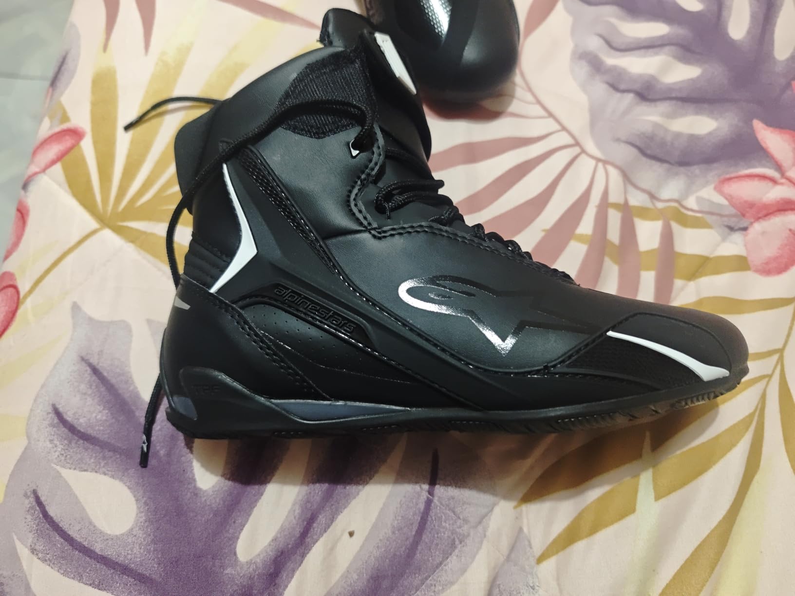 Alpinestars Faster-4 Motorcycle Shoes, Lightweight & Breathable, Seamless Knitted Construction customer photo 2
