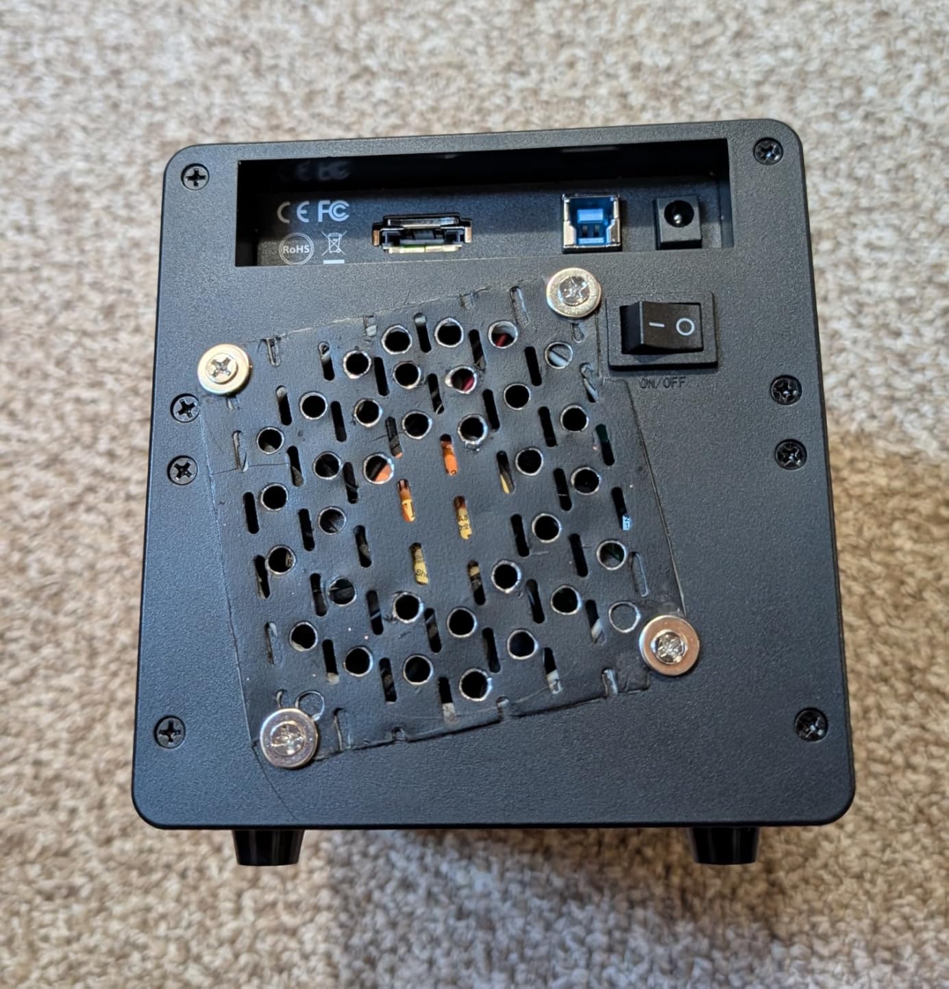 CENMATE 4 Bay Hard Drive Enclosure with Cooling Fan for 2.5/3.5