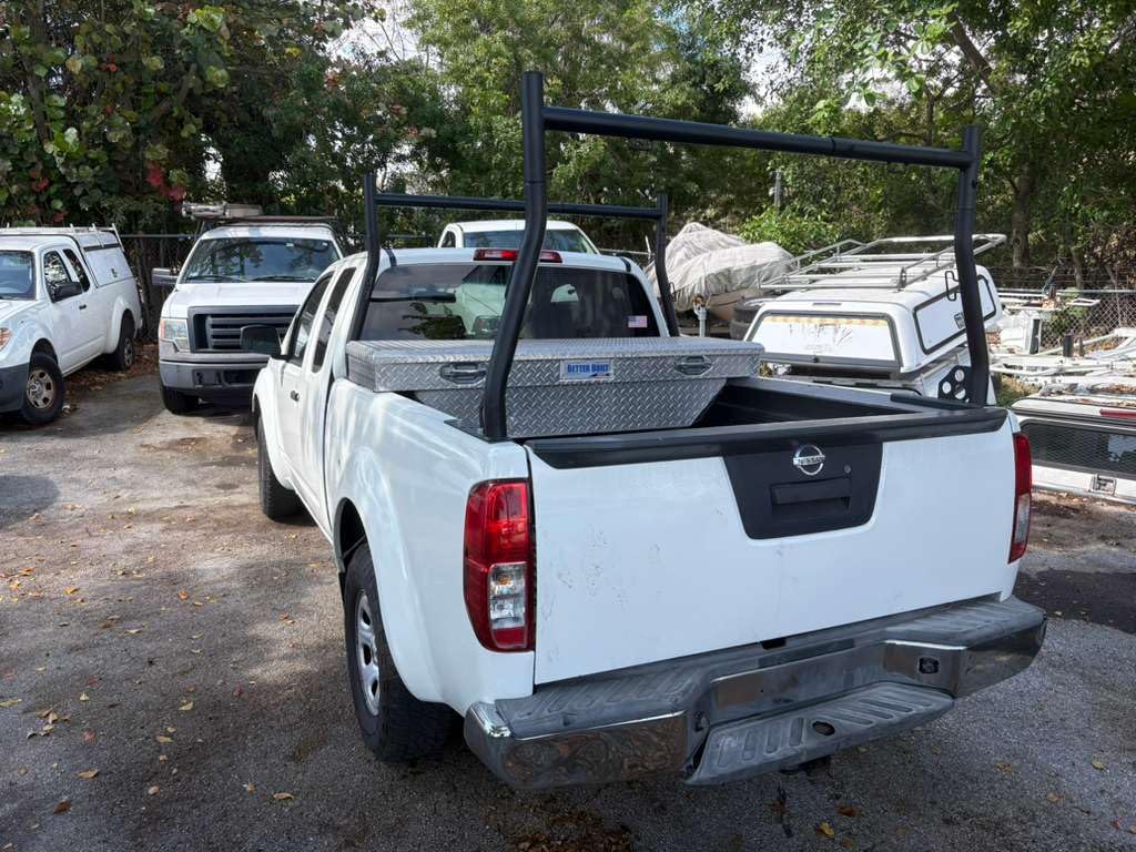 VEVOR Truck Ladder Rack, 49-73 in Width, Extendable Universal Cargo Rack, Heavy Duty Steel with 800 lbs Static Load Capacity, Ideal for Canoes, Surfboards, Ladders, Lumber, Tents, and Large Cargo customer photo 2