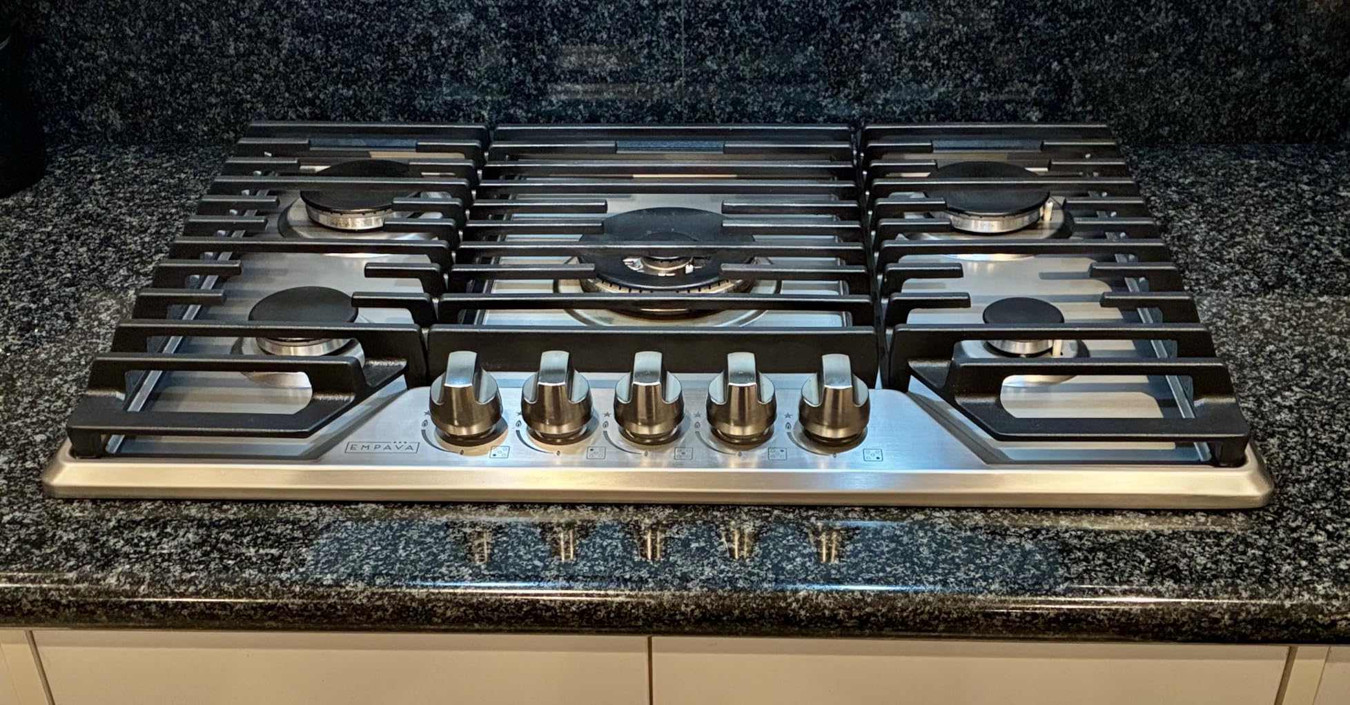 Empava 30 Inch Built-in Gas Cooktop with 5 Sealed SABAF Burners, Stainless Steel Surface, Ion Ignition Technology, LPG/NG Convertible, Dishwasher Safe Grates customer photo 1
