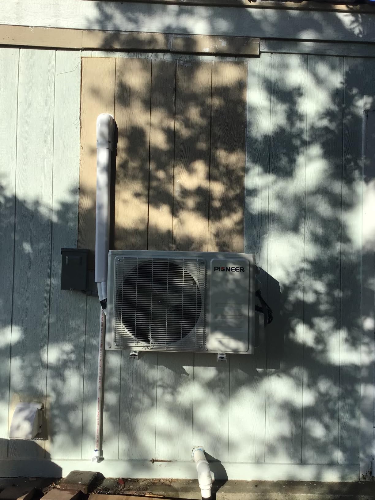 Pioneer Diamante Pro 12,000 BTU 20 SEER2 115V High-Wall Ductless Mini-Split Air Conditioner Inverter Heat Pump with 16 Ft. Kit customer photo 1