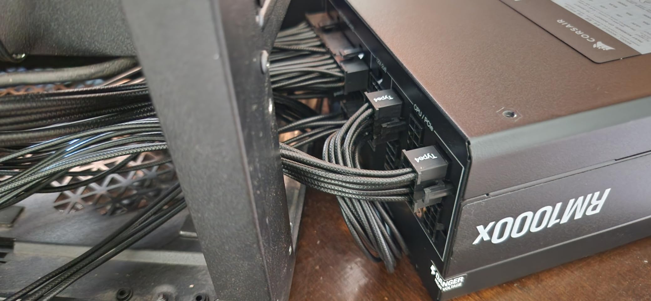 CORSAIR RM1000x ATX 3.1 PCIe 5.1 Ready Fully Modular 1000W Power Supply customer photo 2