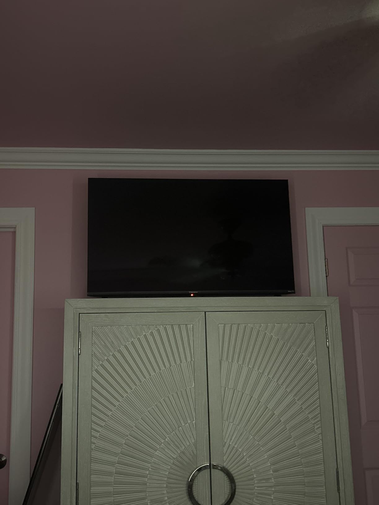 Westinghouse Roku TV - 40 Inch Smart TV, FHD QLED Television w/Dolby Digital+, Wi-Fi & Mobile App Connectivity customer photo 1