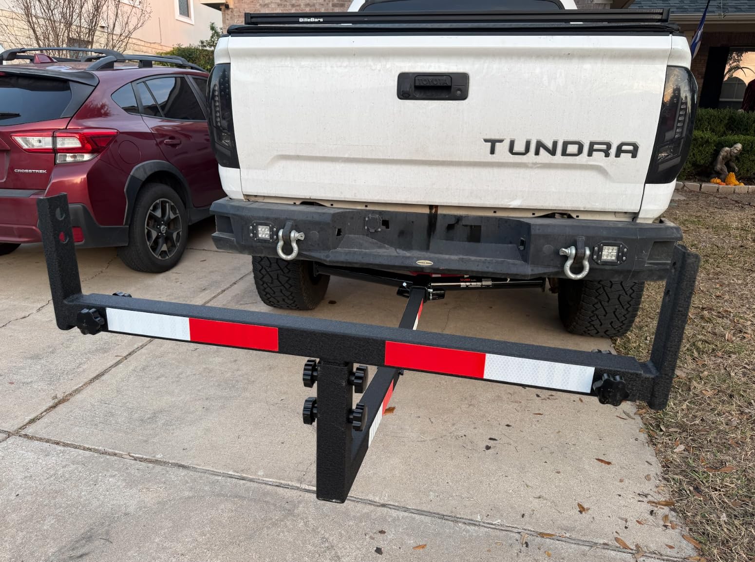 Truck Bed Extender Hitch Mount, 2-in-1 Adjustable Extension Rack with Reflective Tapes & Hitch Stabilizer, 800lbs Heavy Duty Carbon Steel for Pickup Truck, SUV & Van, Kayak Canoe Ladder Lumber Pipes customer photo 1