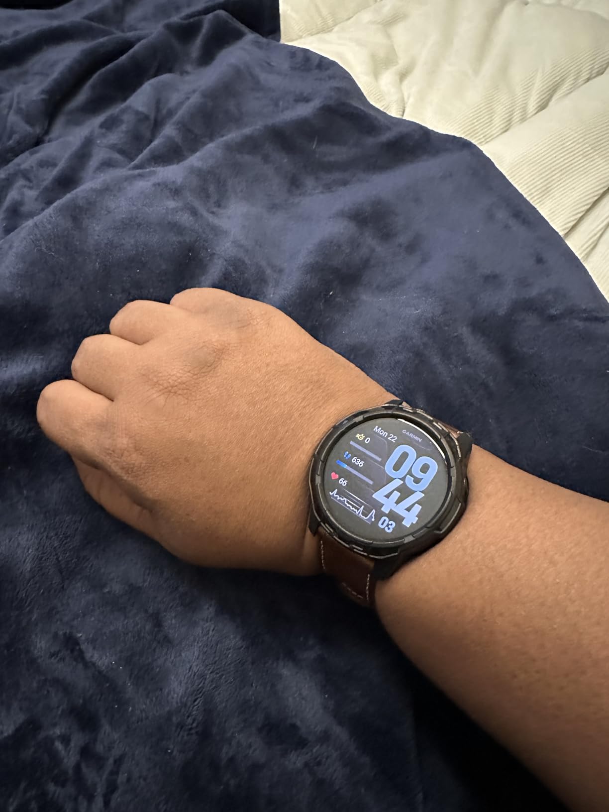 Garmin Venu 4, Advanced Fitness Smartwatch, 45mm, Brown Leather | 24/7 Health Monitoring, Advanced Sleep Tracking, Health Status, 80+ Preloaded Sports Apps, Built-In Flashlight customer photo 2